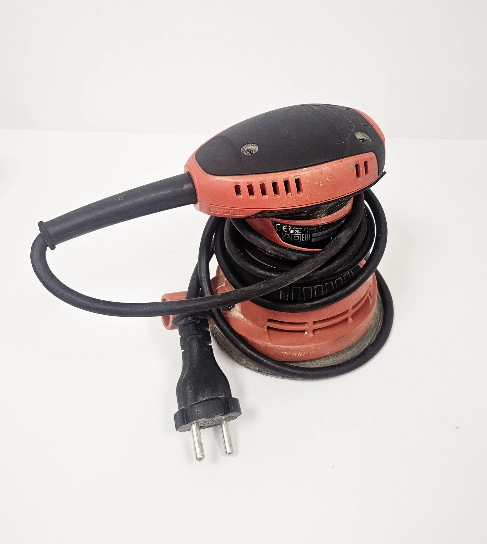 makita-m9204-szlifierka-mimosrodowa-125mm-240w-stan-11323-2