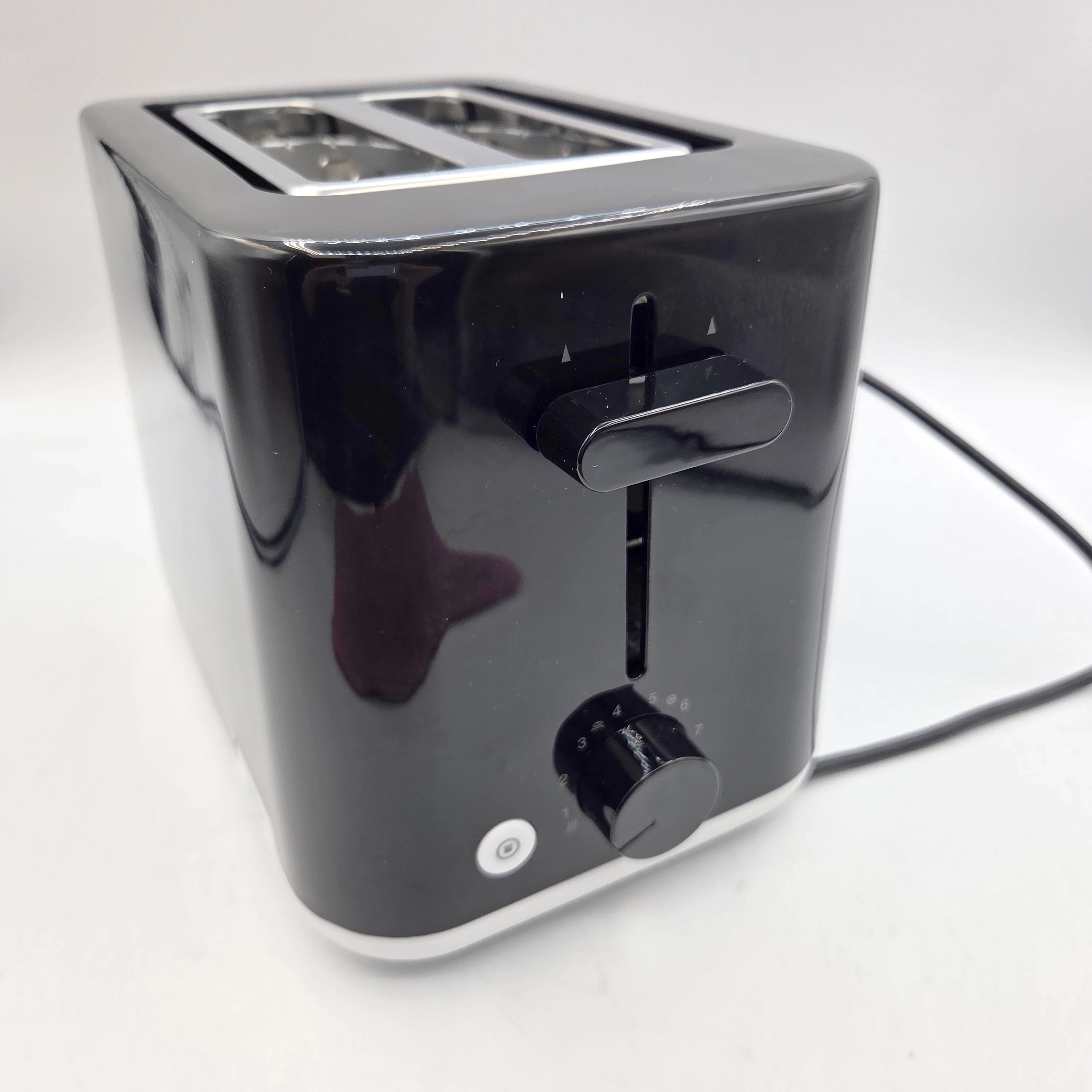 toster-braun-ht1010bk-2-tosty-900w-ruszt-czarny-kolor-dominujacy-129357-3