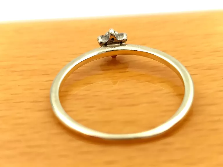 zloty-pierscionek-z-cyrkoniami-333-084-g-r-10-kamien-17088-128