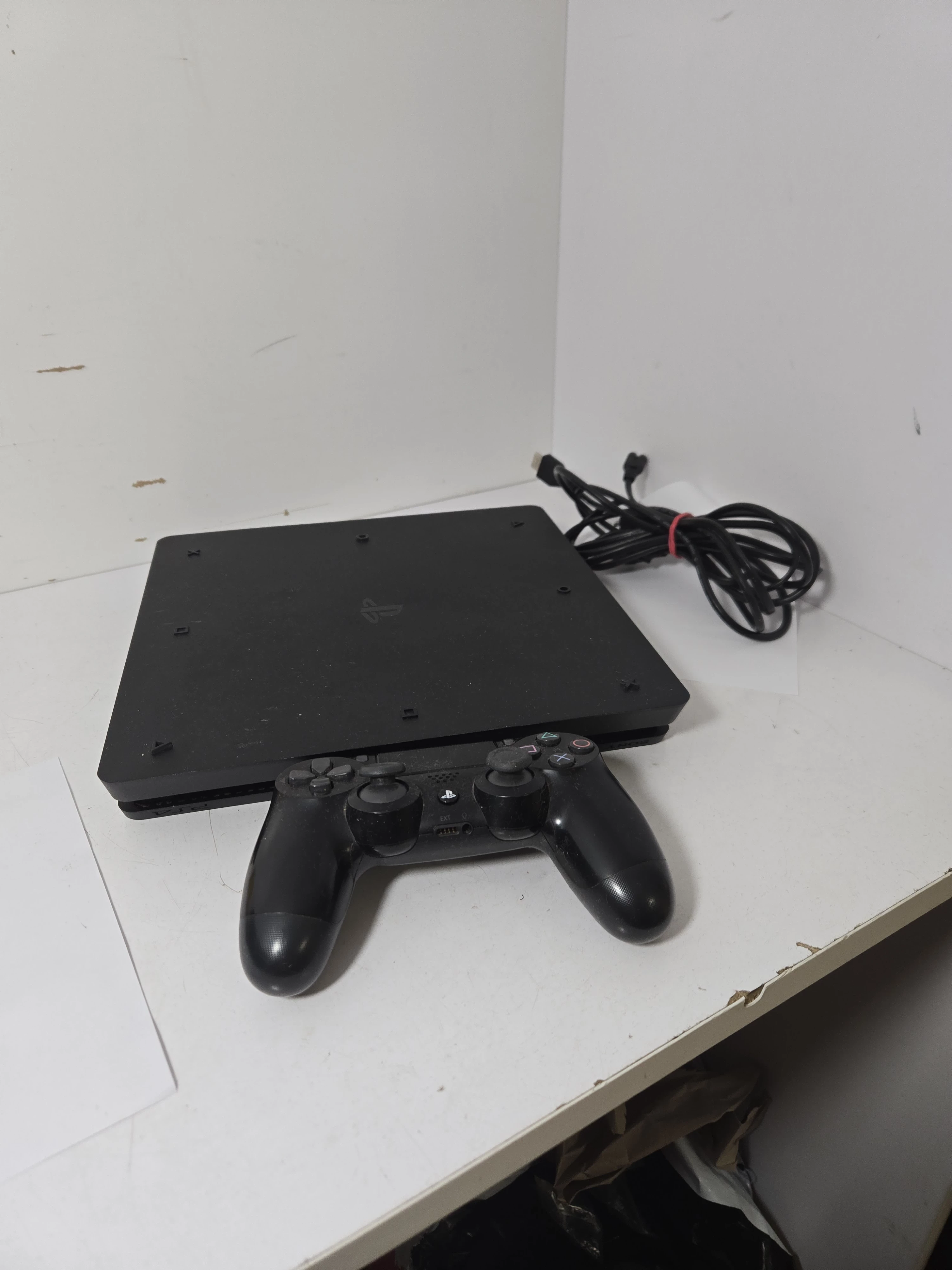 konsola-ps-4-okablowaniepadpudelko-mazurskie-przedmiescie-10-biskupiec