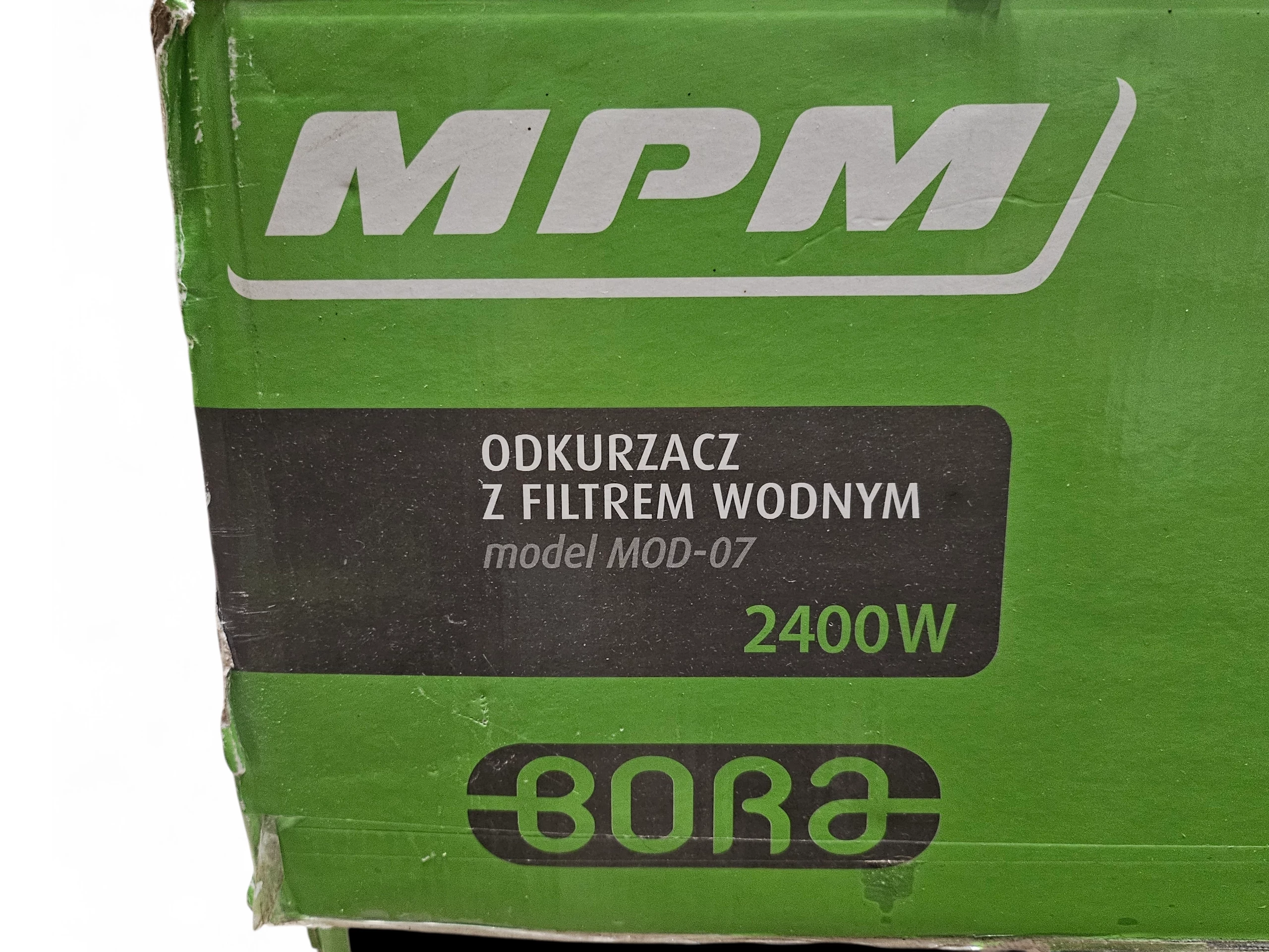 odkurzacz-z-filtrem-wodnym-mpm-bora-mod-07-2400w-zielony-rodzaj-odkurzacza-205422-2