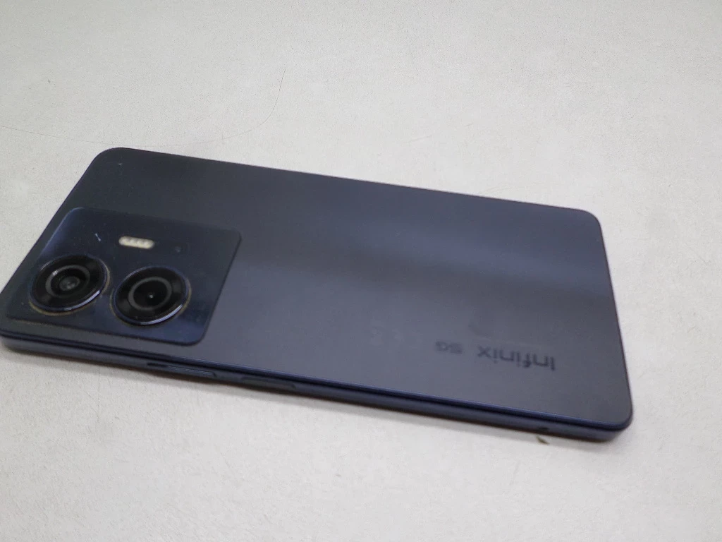 telefon-infinix-hot-30-359772440861186-pojemnosc-akumulatora-6000