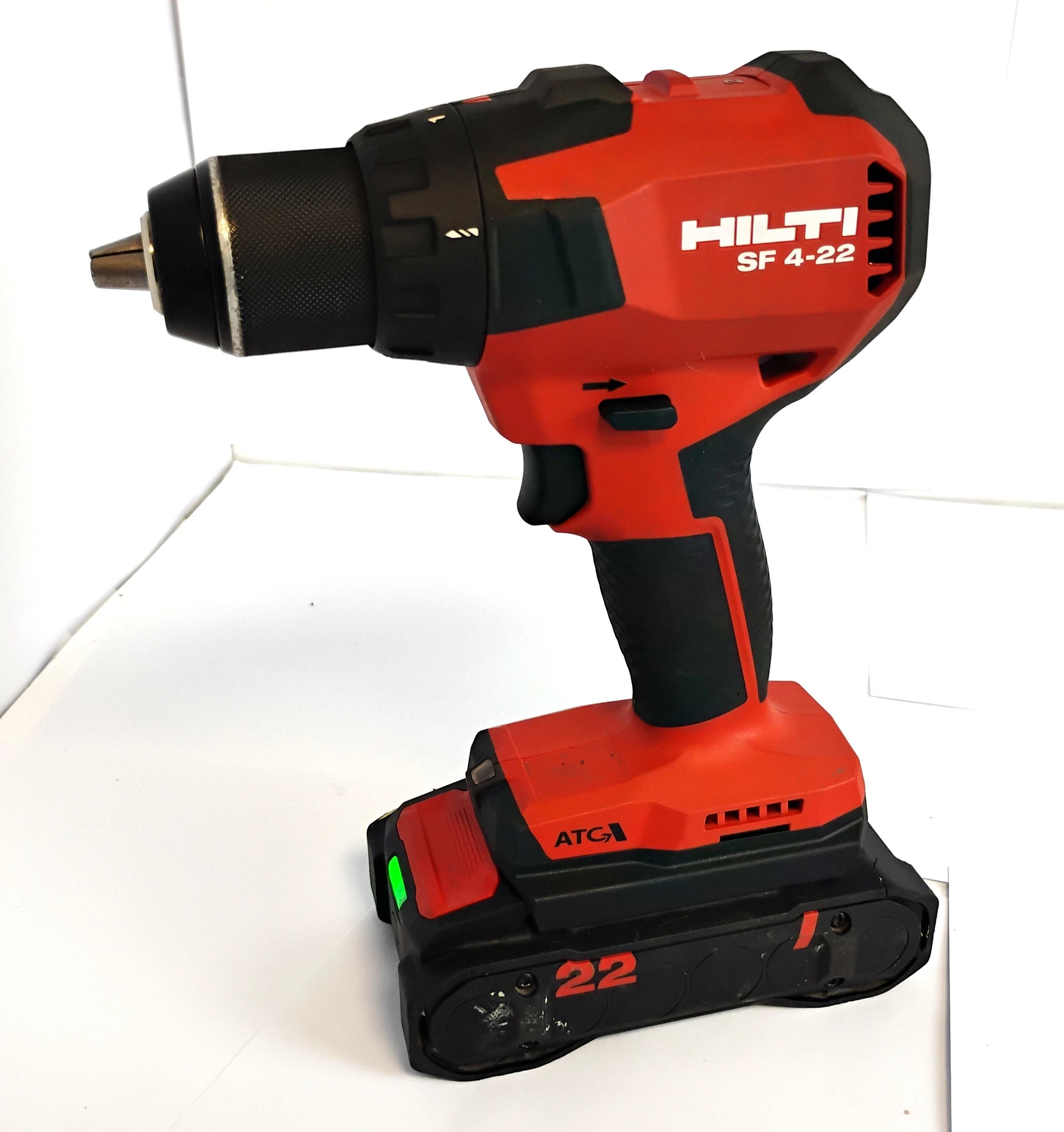 wkretarka-hilti-sf4-22-akumulator-i-ladowarka-042025-stan-11323-2