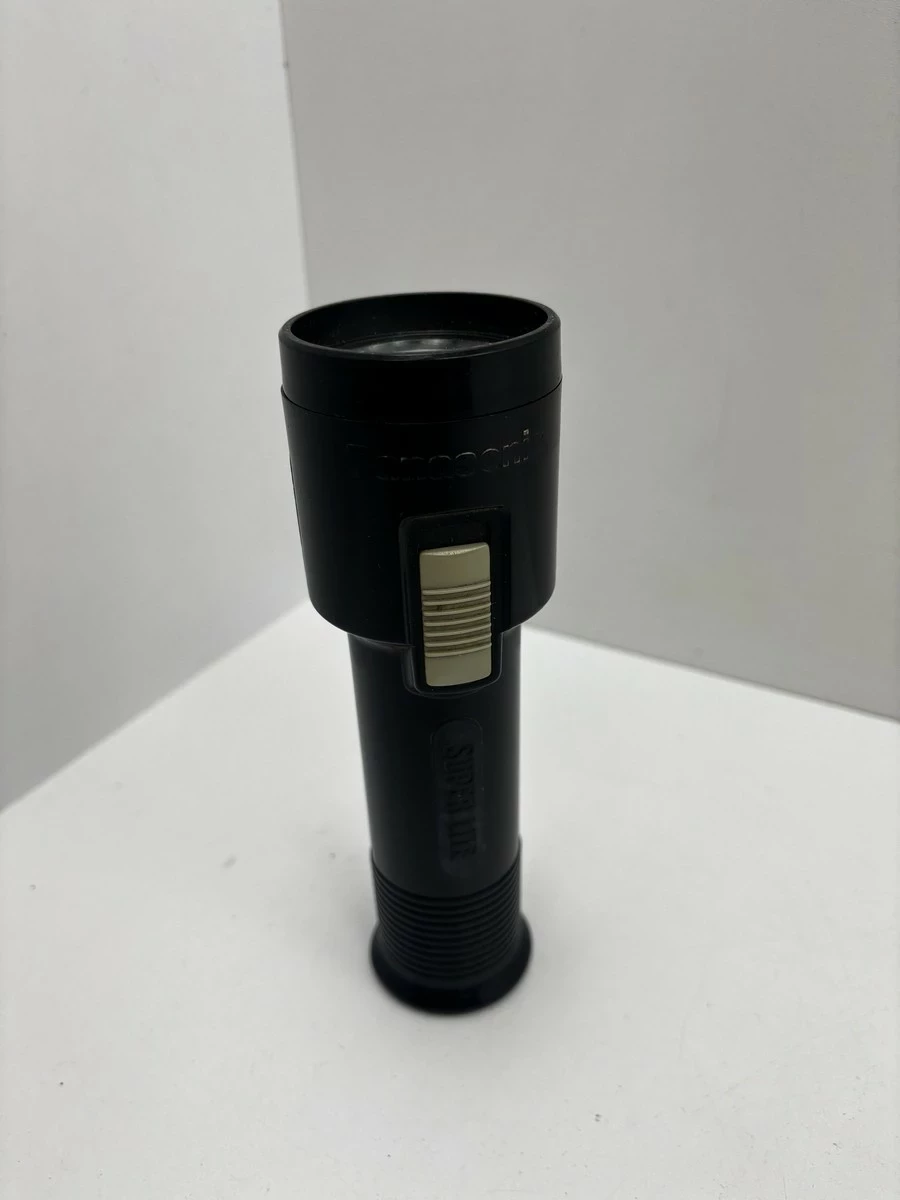 latarka-panasonic-stary-model-kasprowicza-8-lidzbark