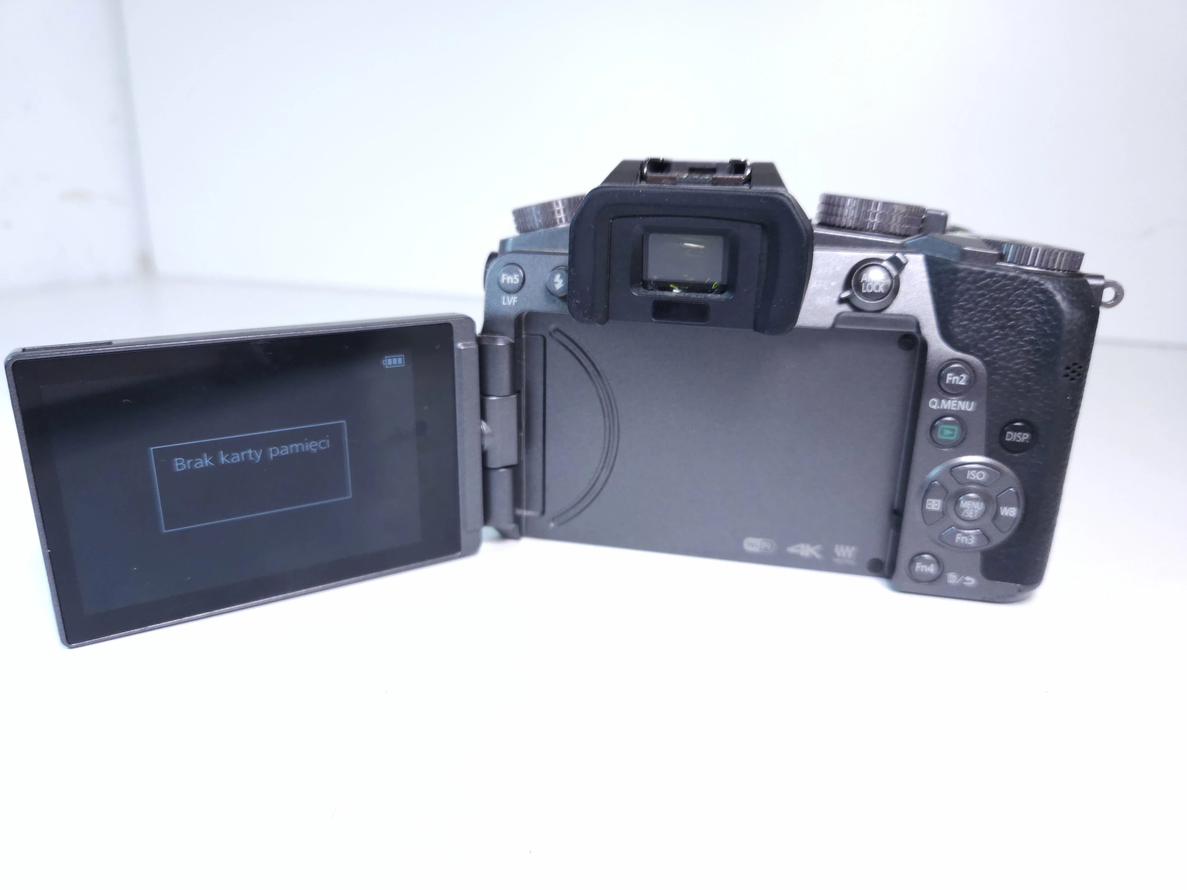 aparat-lumix-g7-obiektyw-panasonic-stabilizacja-14349-8