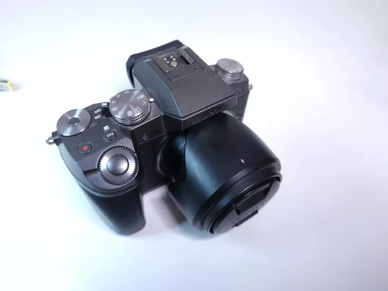 aparat-lumix-g7-obiektyw-panasonic-rozdzielczosc-1600