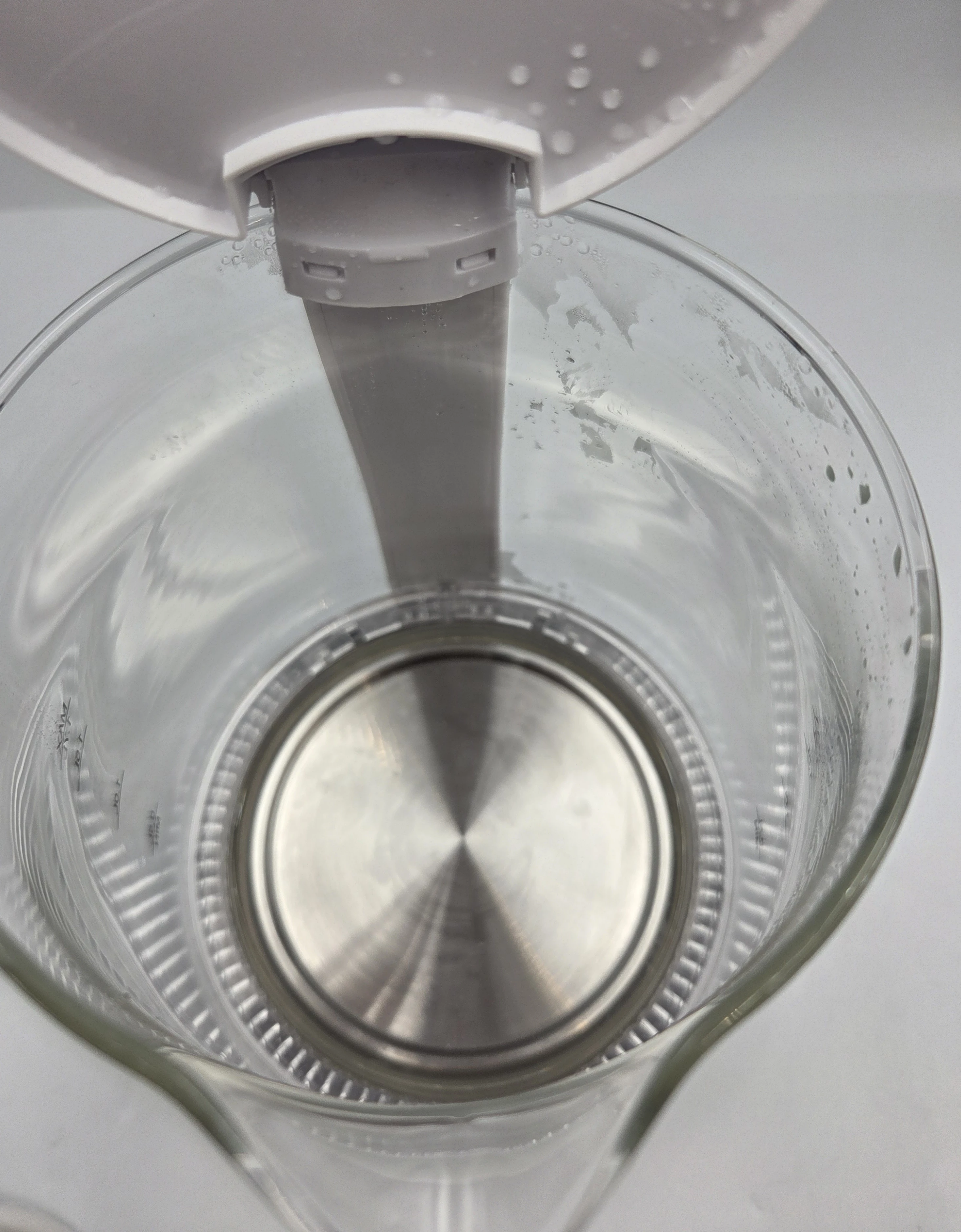 czajnik-elektryczny-teesa-tsa1511w-material-205049-2