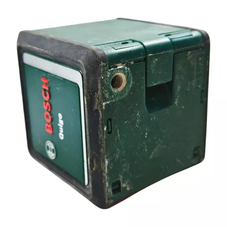 laser-krzyzowy-pcl-quigo-bosch-uchwyt-mm2-dokladnosc-pomiaru-08