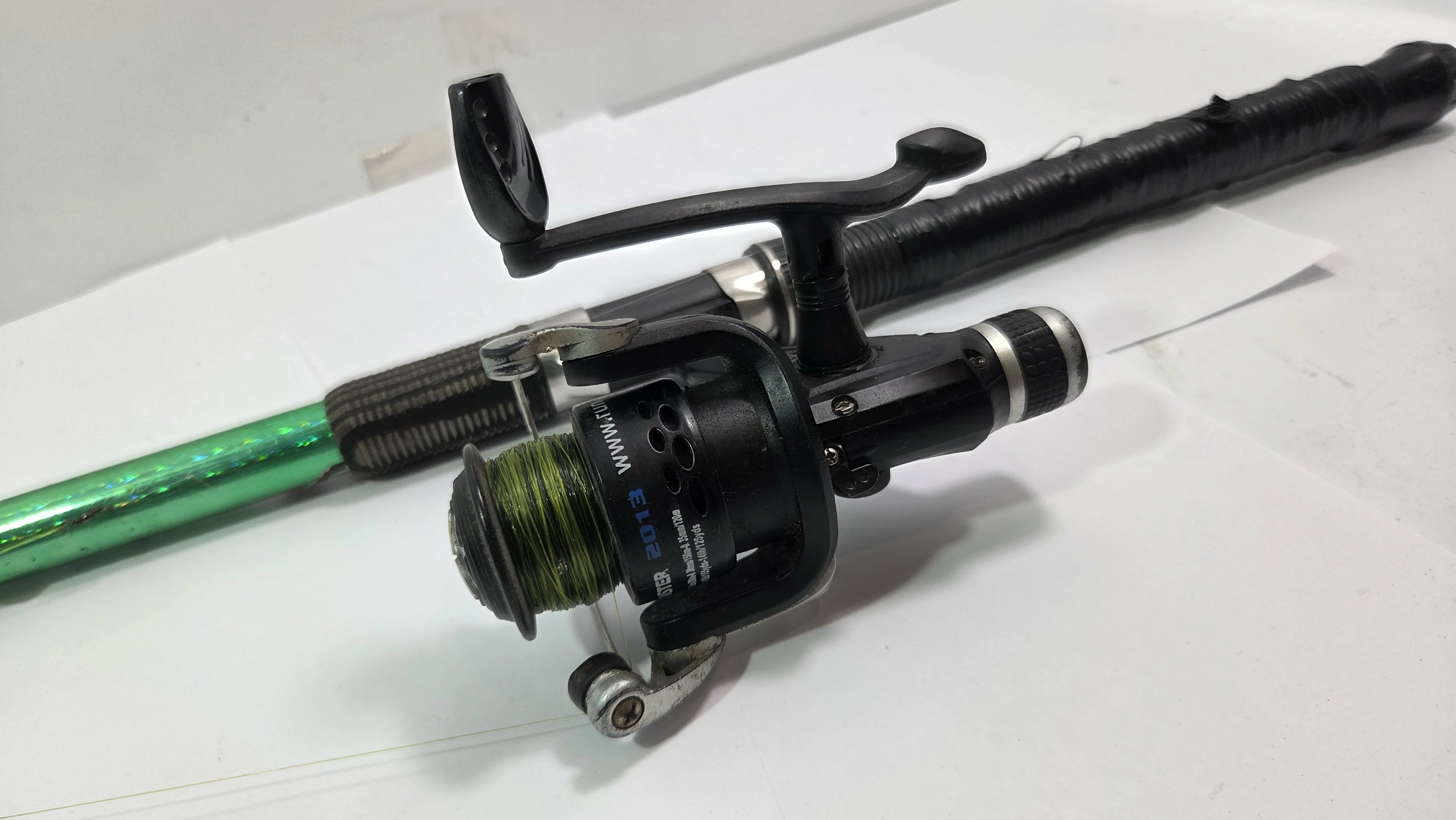 wedka-z-kolowrotkiem-konstrukcja-wedki-228381-328737