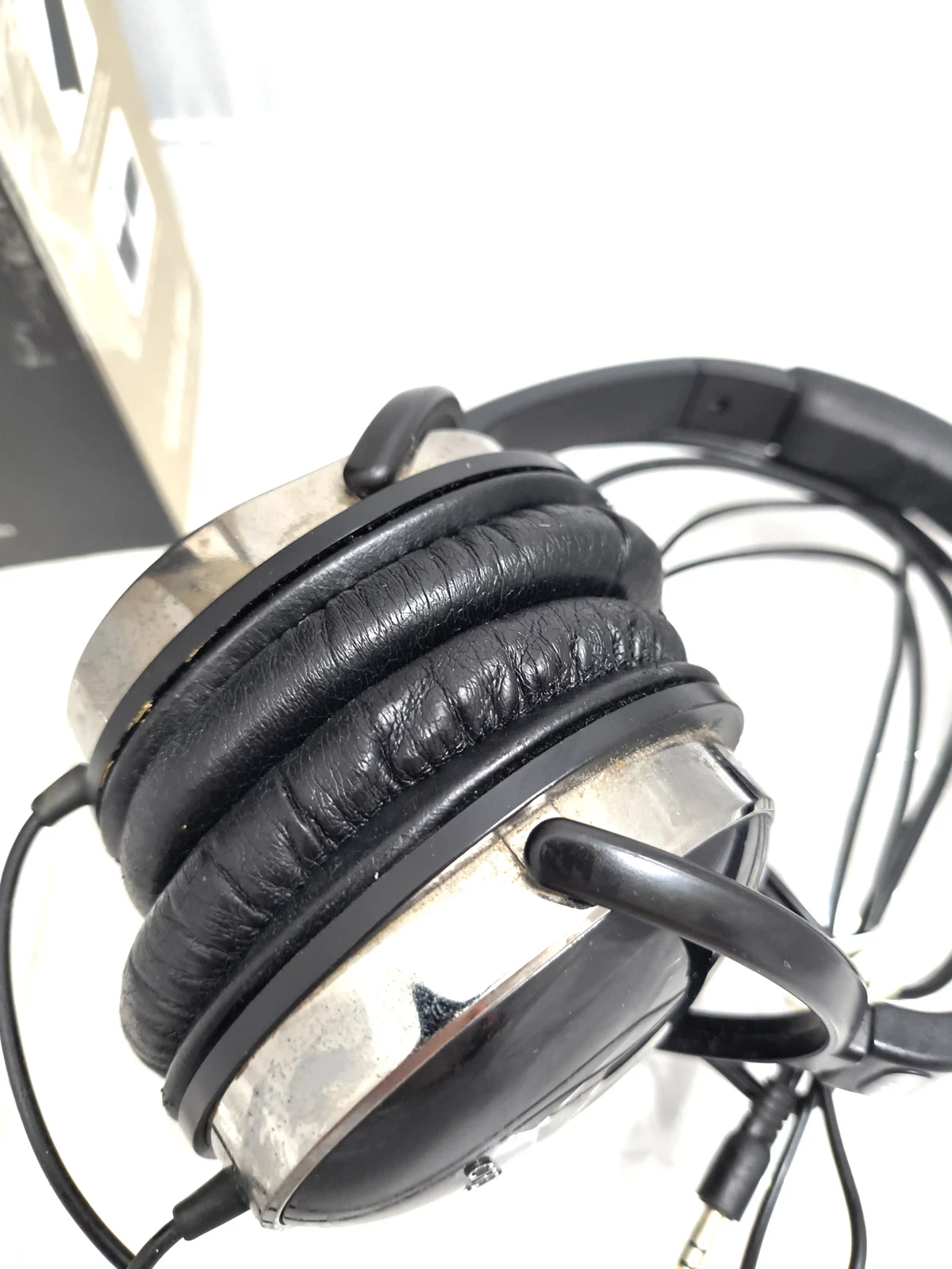 sluchawki-przewodowe-creative-aurvana-live-model-250441-1920803