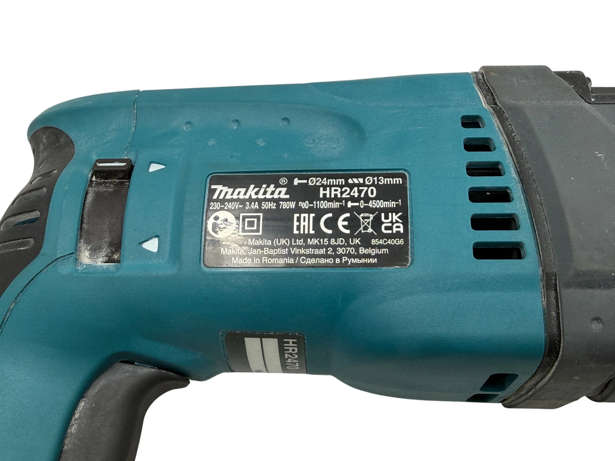 mlot-udarowy-makita-hr-2470-230-240-v-34-a-50hz-780w-walizka-energia-udaru-270