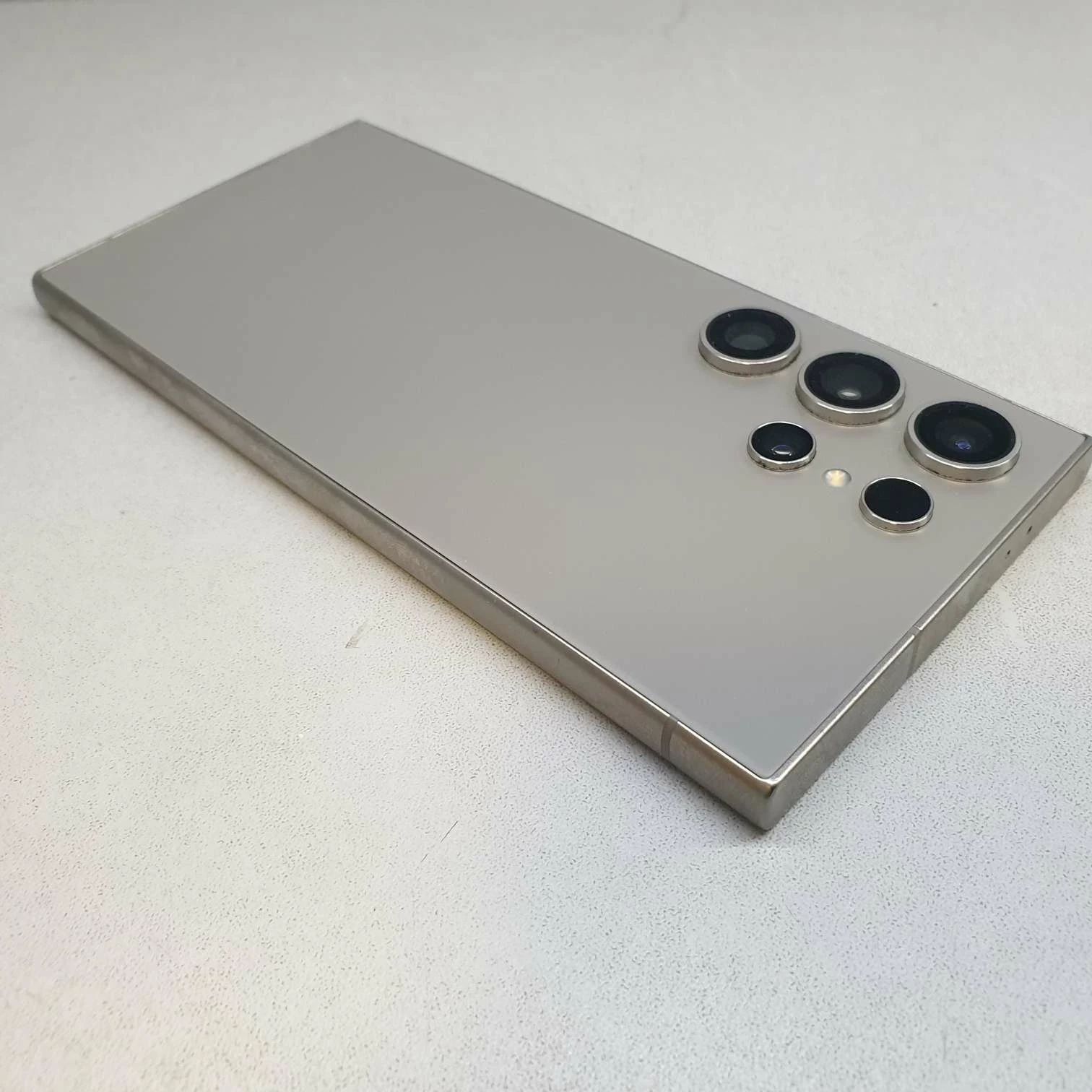 samsung-galaxy-s24-ultra-25612-gb-komplet-bez-blokad-pamiec-ram-202865-324301