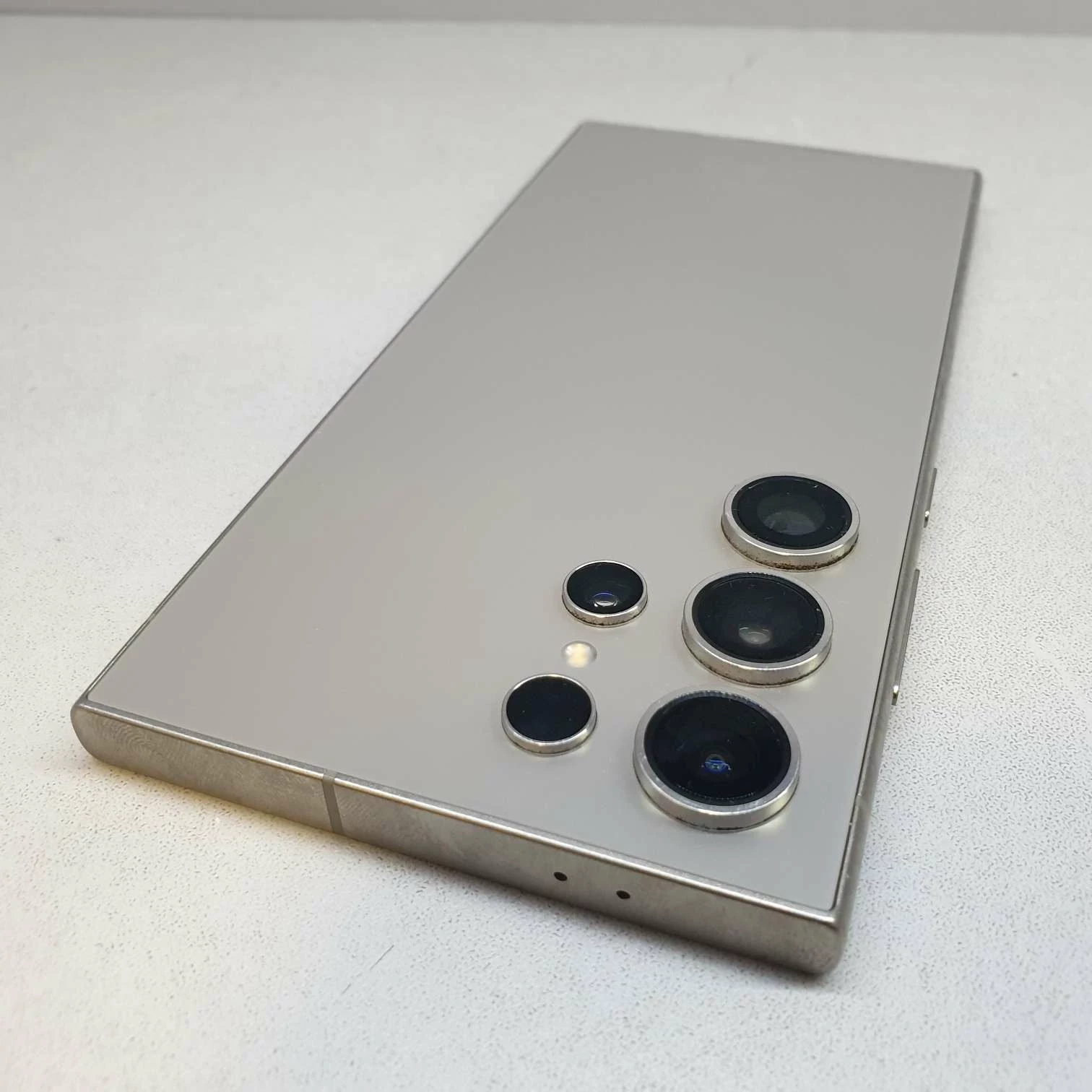 samsung-galaxy-s24-ultra-25612-gb-komplet-bez-blokad-system-operacyjny-4388-1