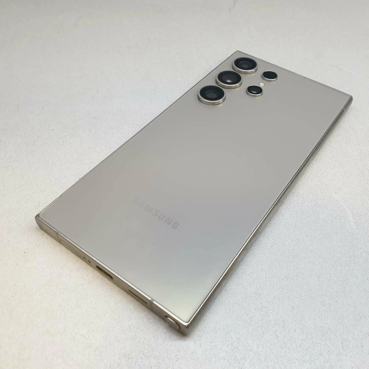 samsung-galaxy-s24-ultra-25612-gb-komplet-bez-blokad-przekatna-ekranu-68