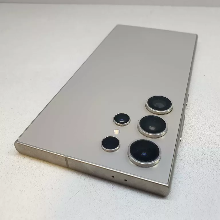 samsung-galaxy-s24-ultra-25612-gb-komplet-bez-blokad-system-operacyjny-4388-1