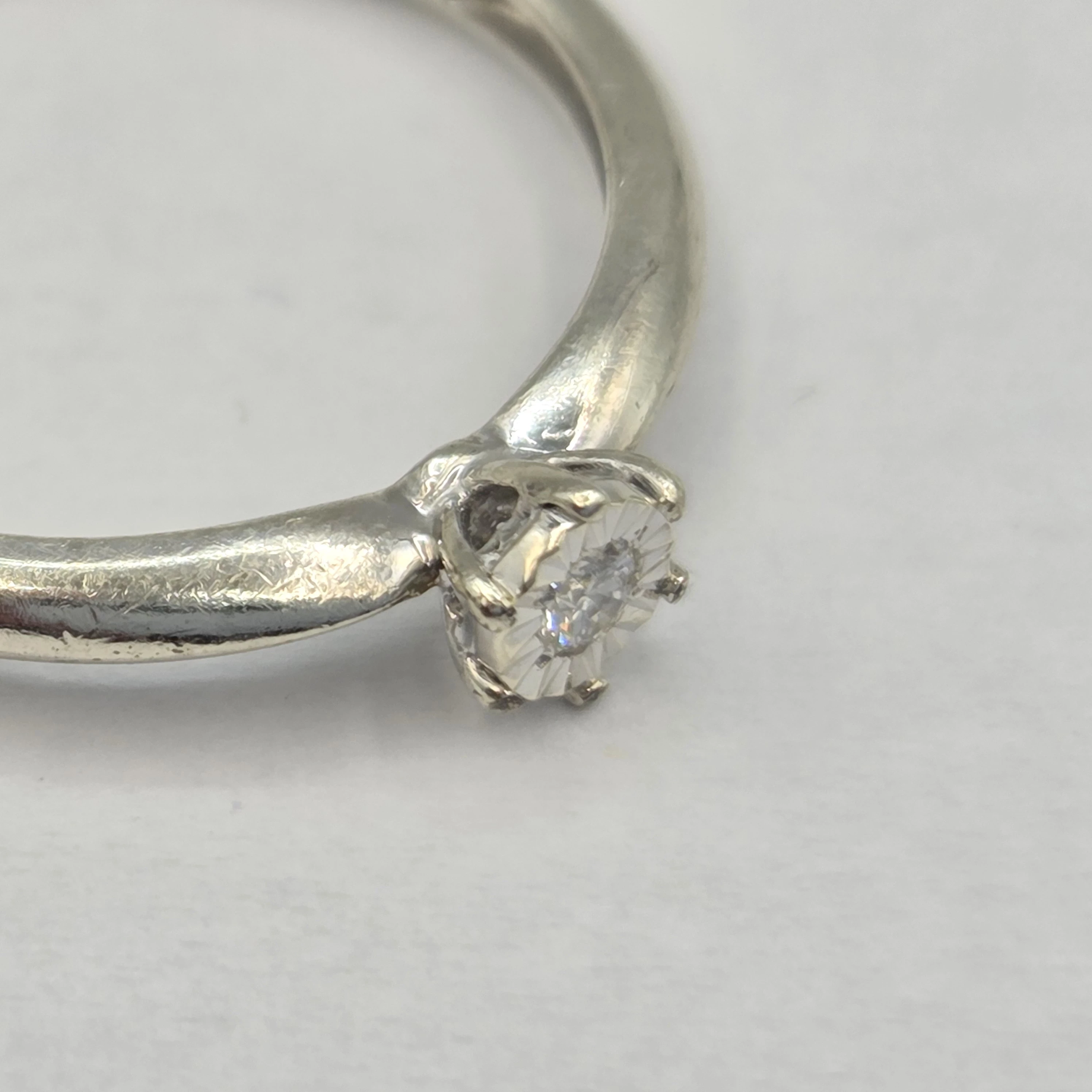 zloty-pierscionek-brylant-003ct-375-131g-r9-plec-15851-1