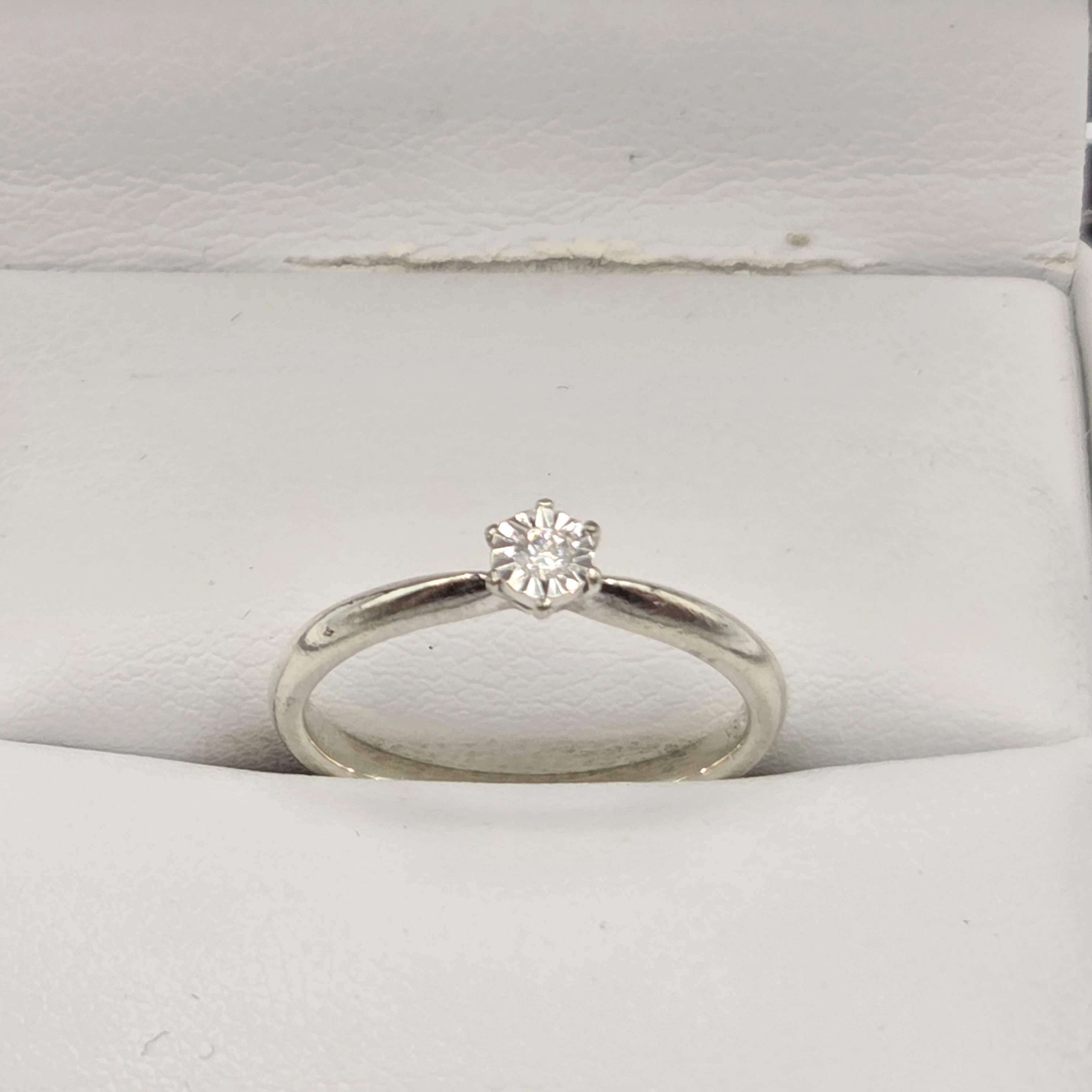 zloty-pierscionek-brylant-003ct-375-131g-r9-stan-11323-2