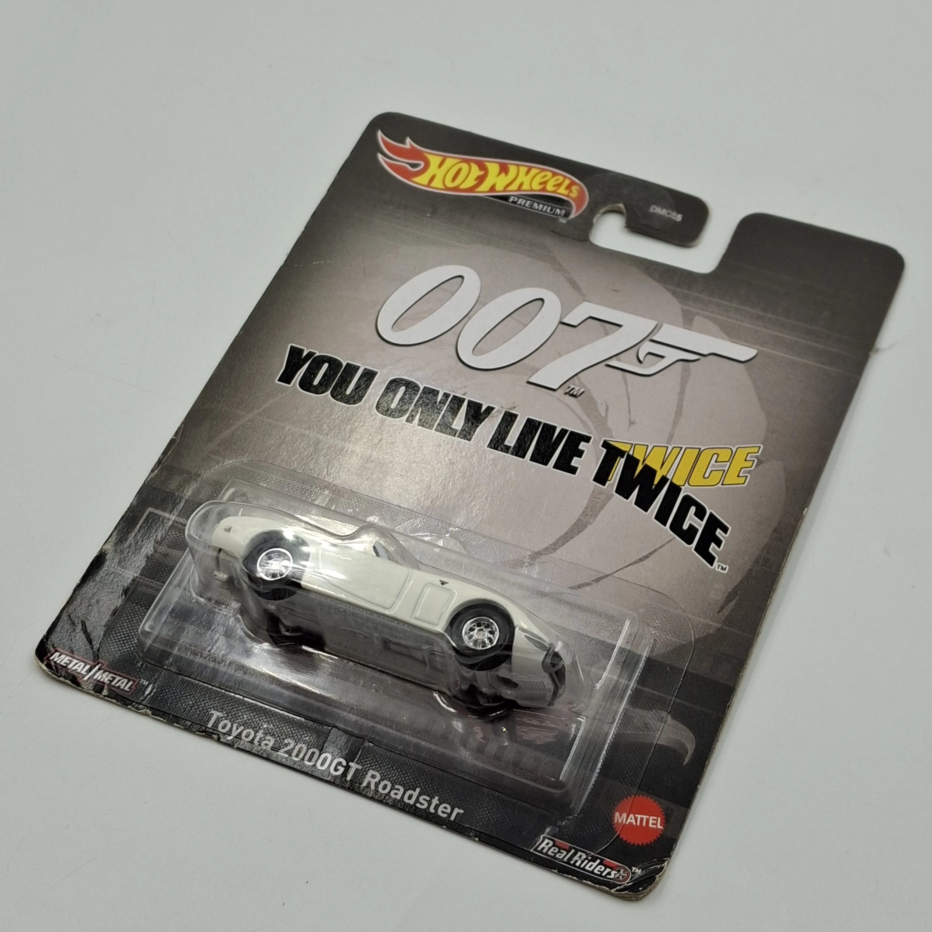 samochodzik-hot-wheels-007-2000gt-marka-248811-1057384