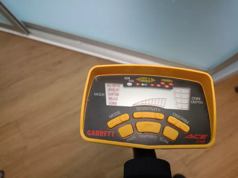 wykrywacz-metali-garrett-ace-250-ean-gtin-786156002715