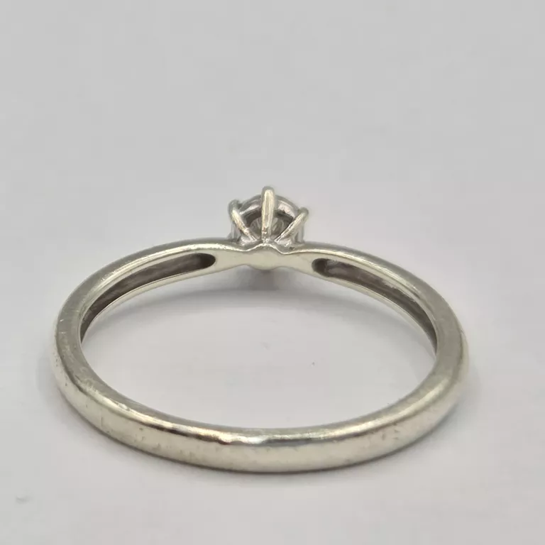 zloty-pierscionek-brylant-003ct-375-131g-r9-waga-245