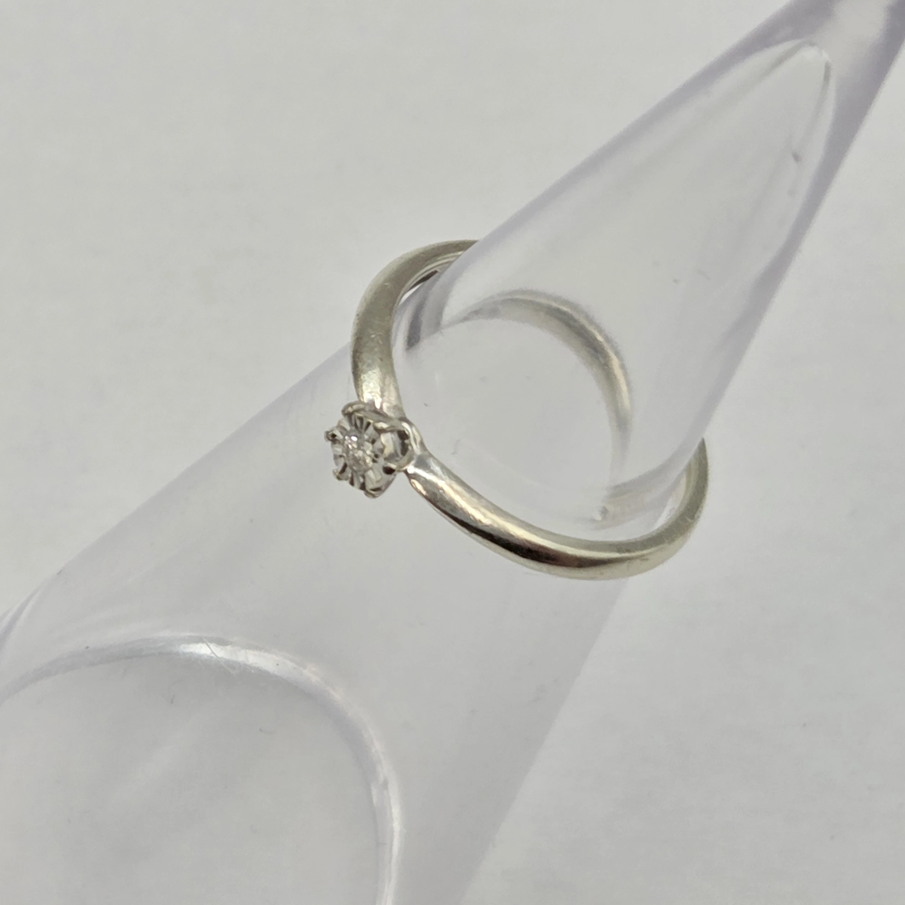 zloty-pierscionek-brylant-003ct-375-131g-r9-wykonczenie-15753-4