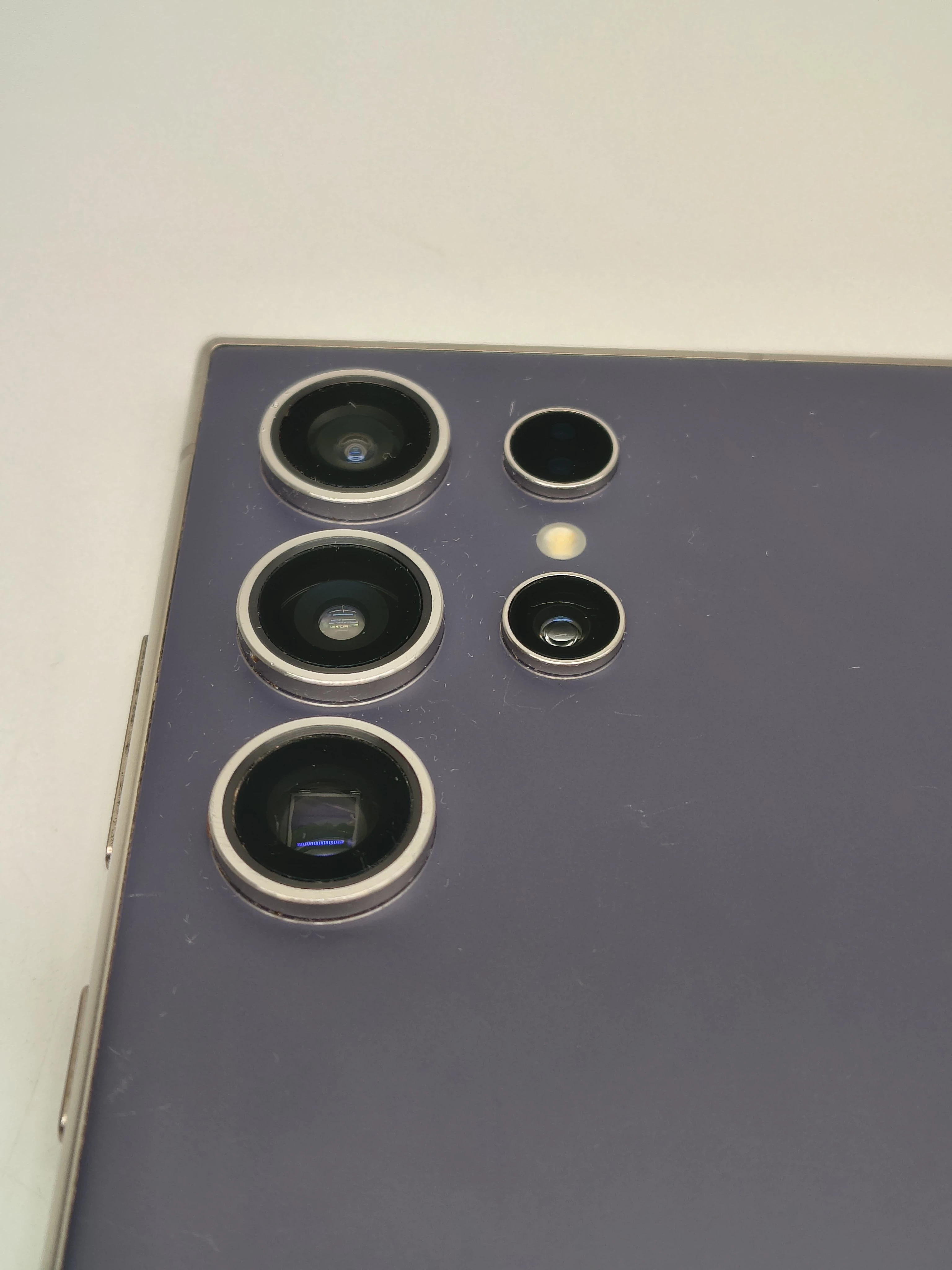 telefon-samsung-galaxy-s24-ultra-12256gb-kod-producenta-sm-s928bzvgeue