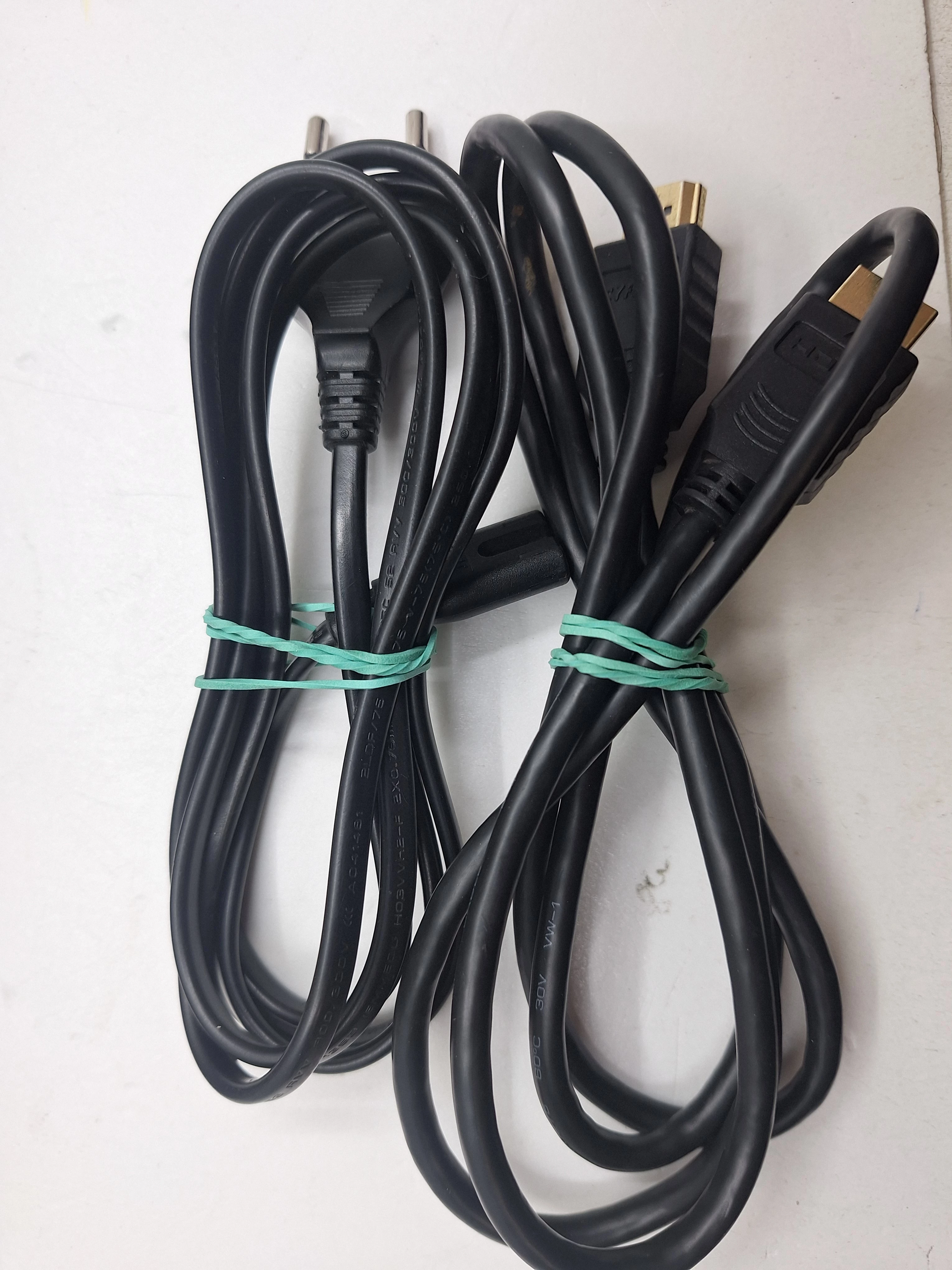 konsola-ps4-1tb-pad-okablowanie-stan-11323-2