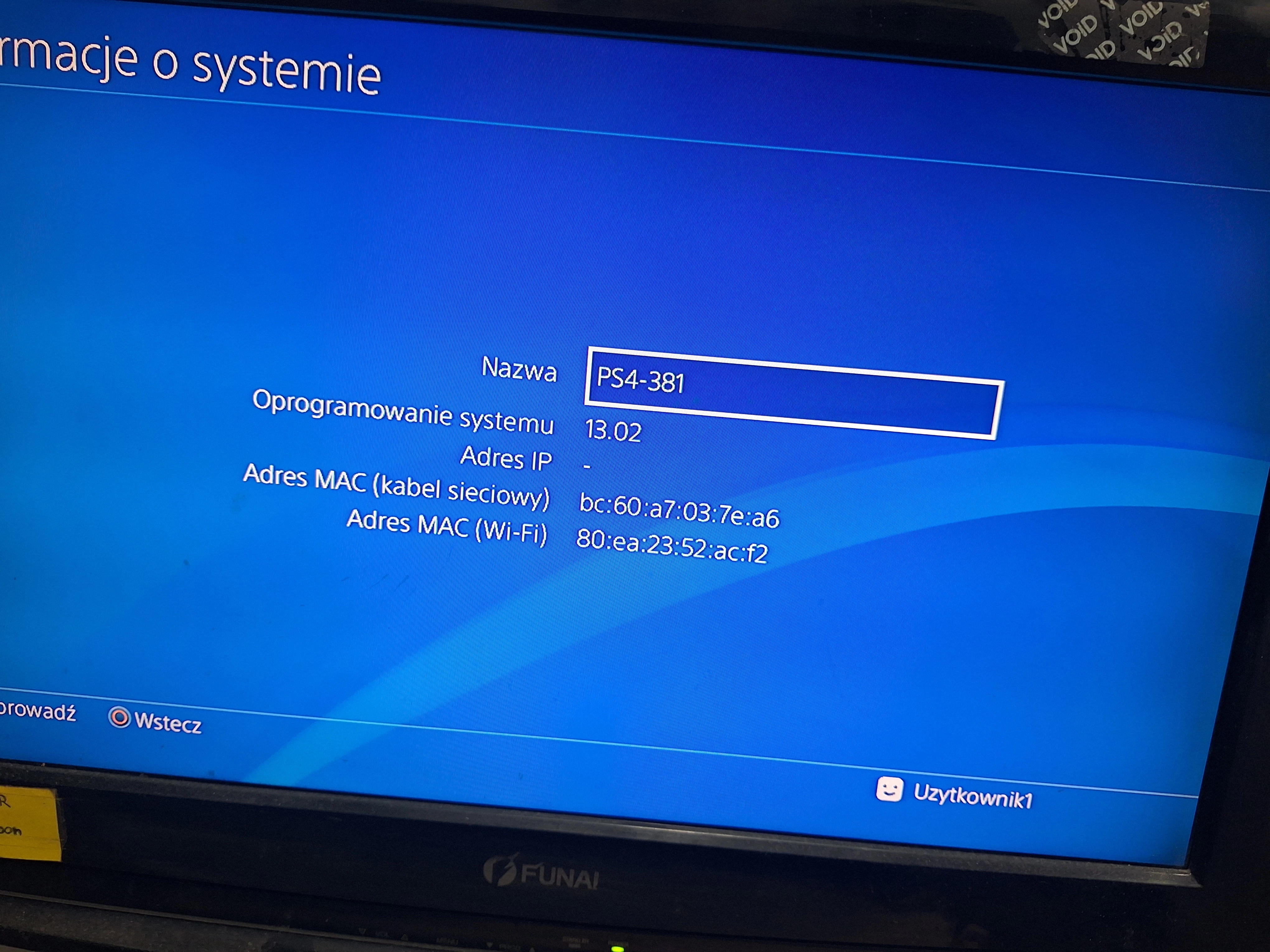 konsola-ps4-1tb-pad-okablowanie-ean-gtin-0711719975601