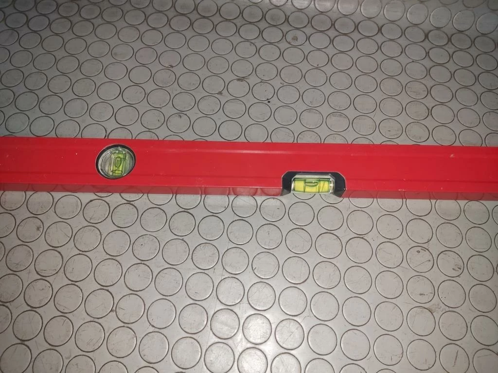 katownik-pro600-katownica-czerwona-pion-poziom-50x100-cm-waga-produktu-z-opakowaniem-jednostkowym-1000