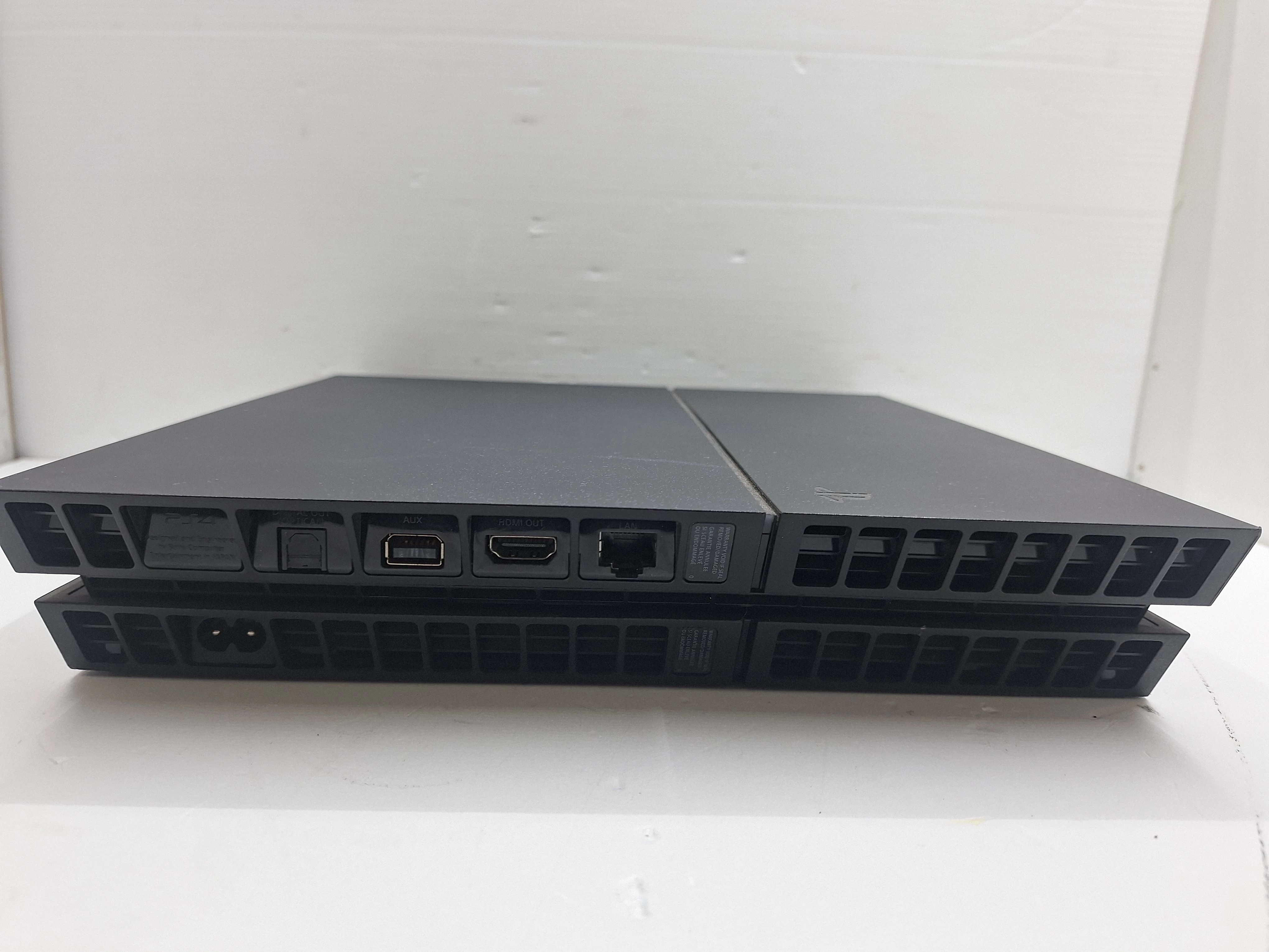 konsola-ps4-1tb-pad-okablowanie-waga-produktu-210