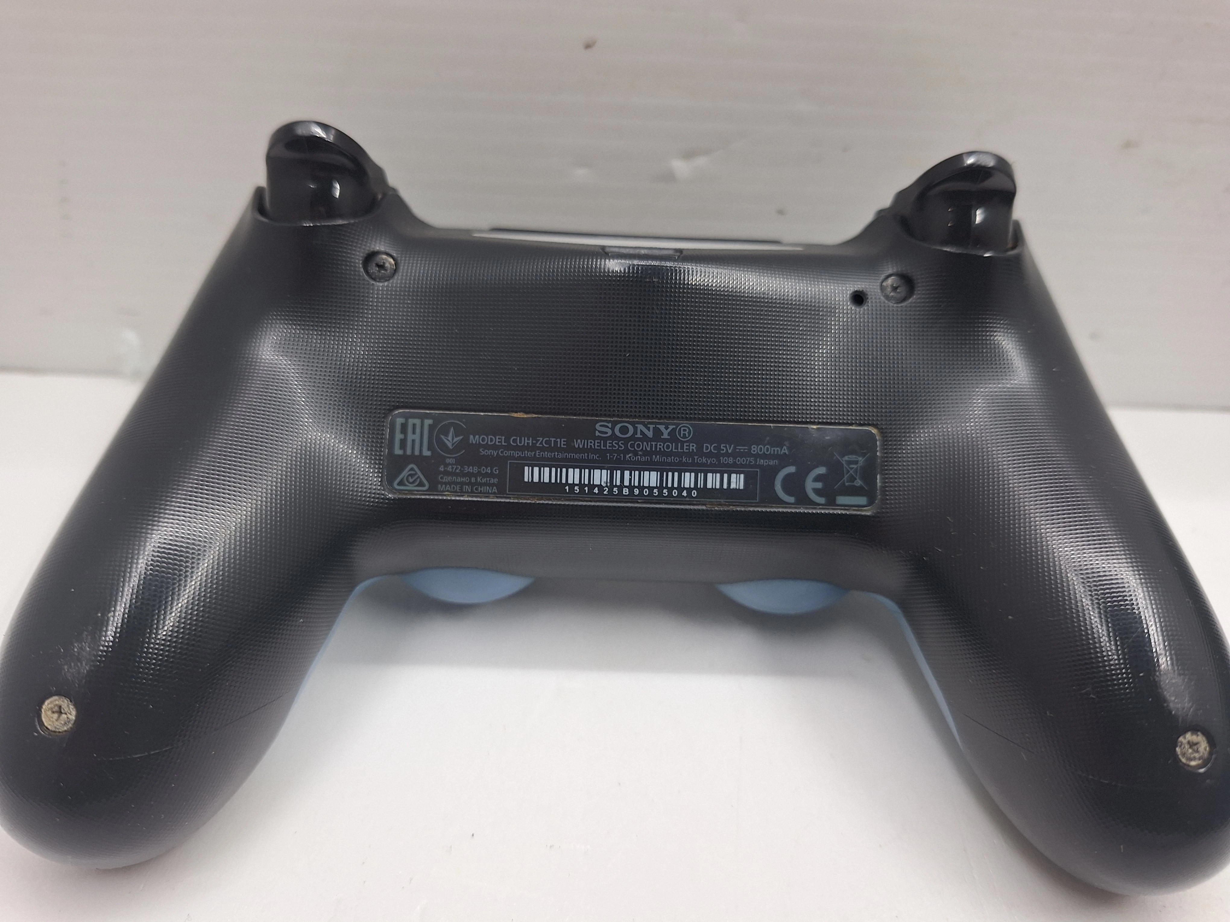 konsola-ps4-1tb-pad-okablowanie-gry-w-zestawie-205998-225570