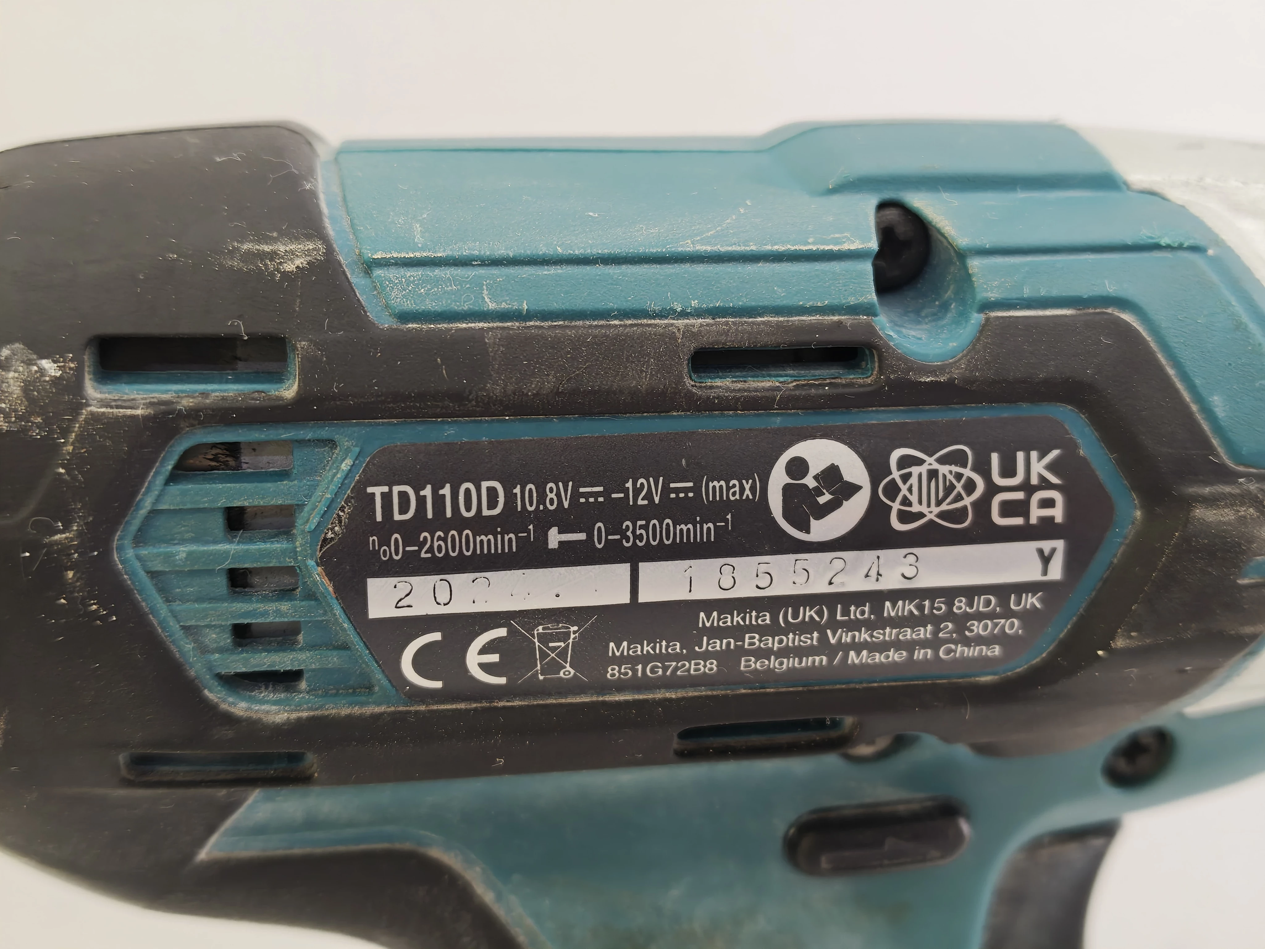 zestaw-makita-clx224saj-2-wkretarki-2x-aku-lad-walizka-kod-producenta-088381876766