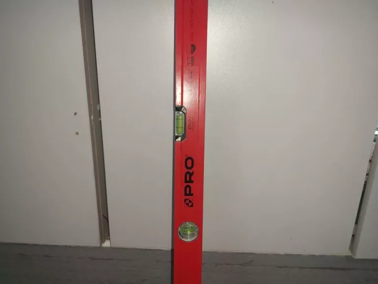 katownik-pro600-katownica-czerwona-pion-poziom-50x100-cm-material-205053-222337