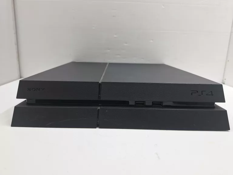 konsola-ps4-1tb-pad-okablowanie-dysk-wbudowana-pamiec-5179-352249