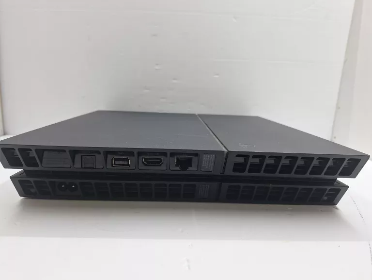 konsola-ps4-1tb-pad-okablowanie-waga-produktu-210