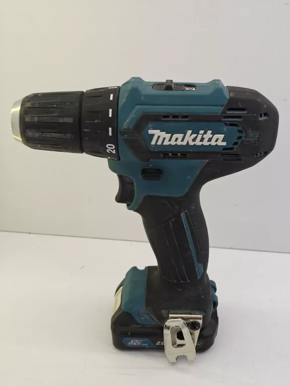 zestaw-makita-clx224saj-2-wkretarki-2x-aku-lad-walizka-stan-11323-2