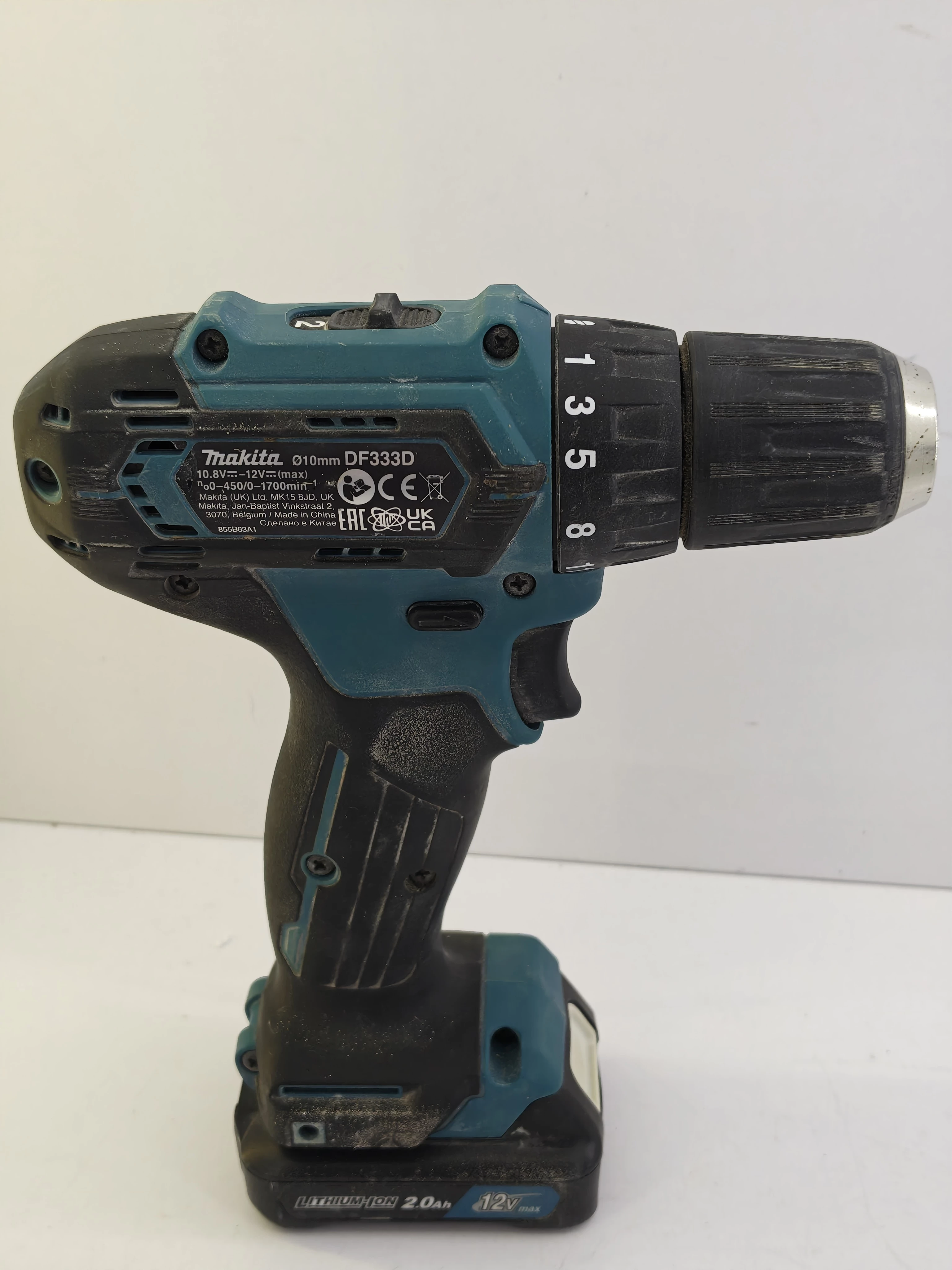 zestaw-makita-clx224saj-2-wkretarki-2x-aku-lad-walizka-zawartosc-zestawu-235809-65536