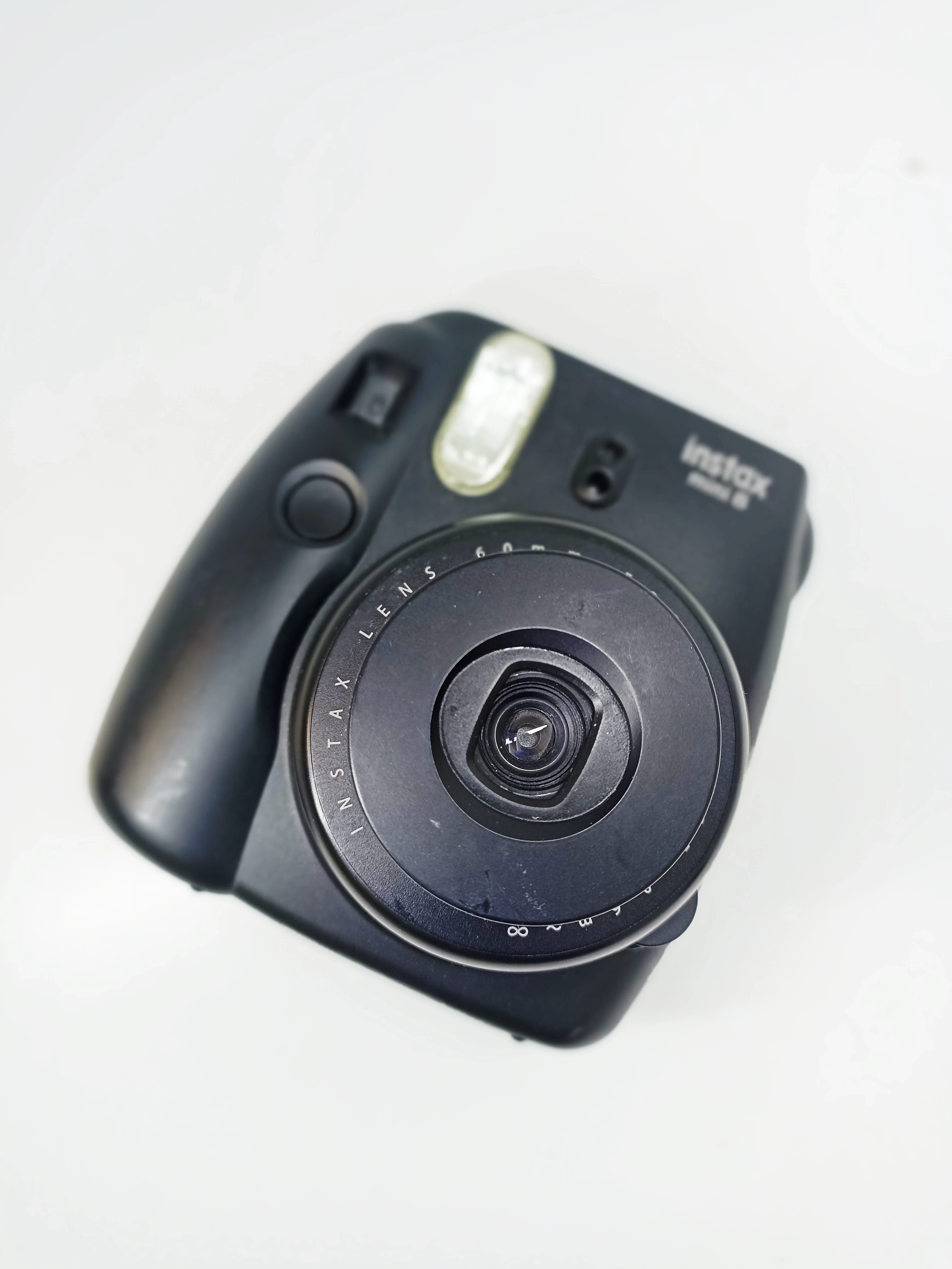 aparat-natychmiastowy-fujifilm-instax-mini-8-konstrukcja-234317-2