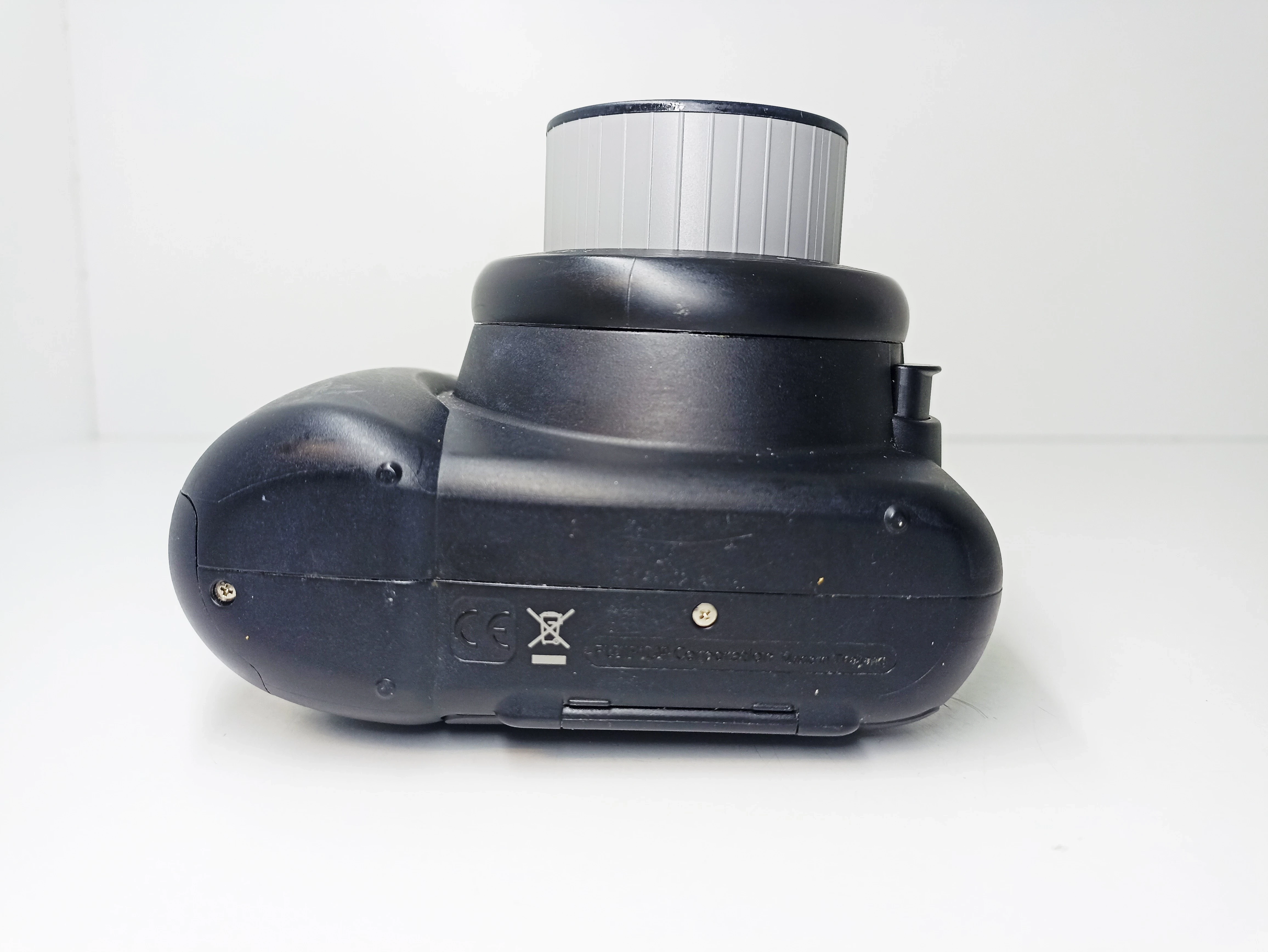 aparat-natychmiastowy-fujifilm-instax-mini-8-zalaczone-wyposazenie-234333-1