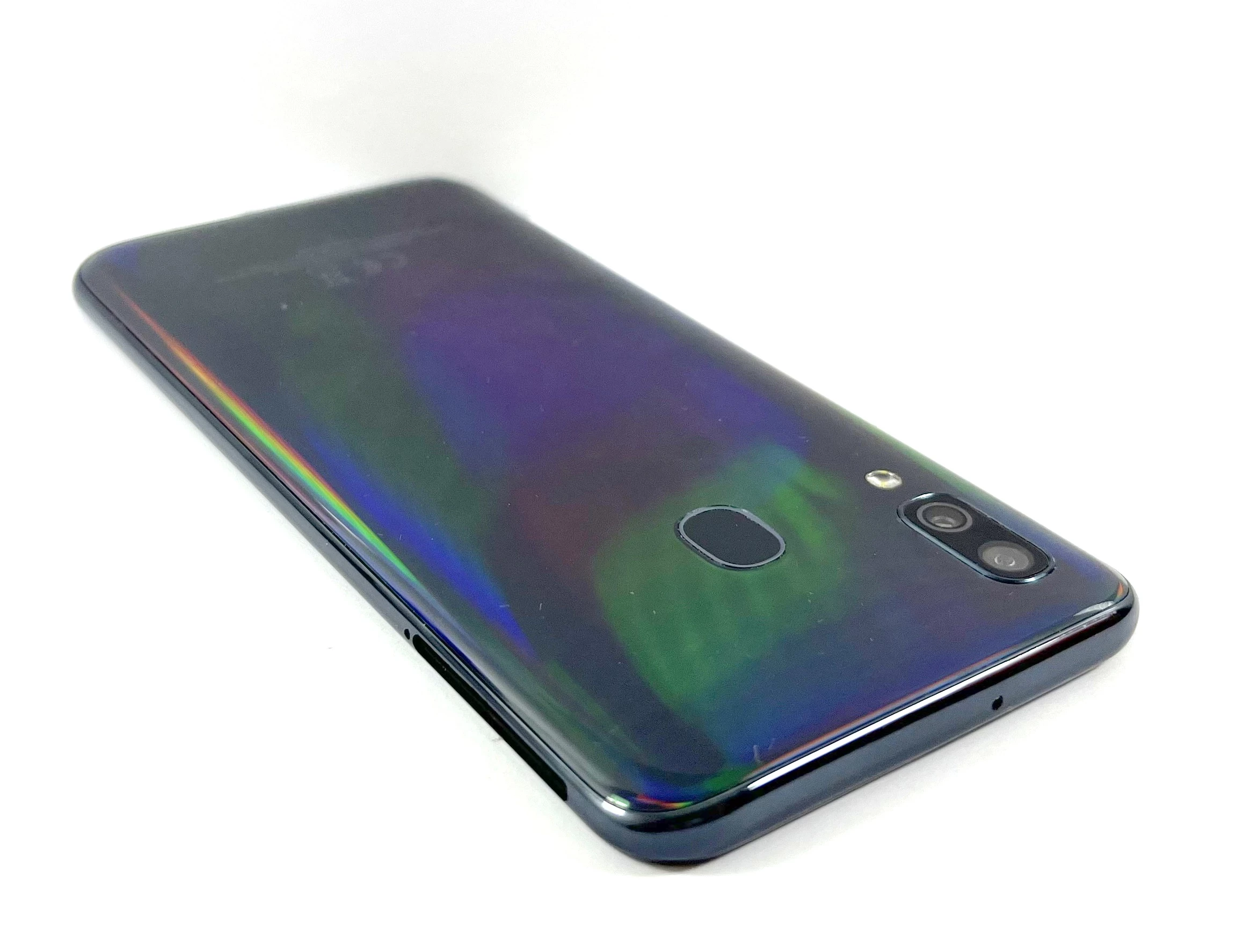 telefon-samsung-galaxy-a40-4gb64gb-opis-wbudowana-pamiec-202869-214193