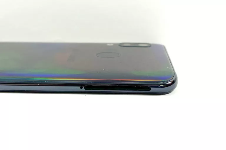 telefon-samsung-galaxy-a40-4gb64gb-opis-system-operacyjny-4388-1