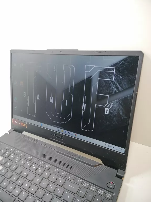 laptop-asus-fa506n-lad-1993-przekatna-ekranu-1560