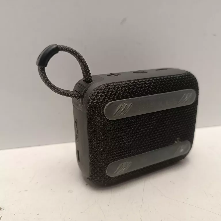 glosnik-jbl-go-4-moc-420