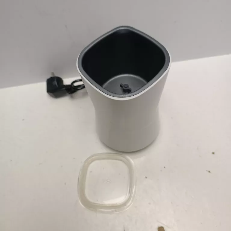 tchibo-spieniacz-elektryczny-do-mleka-500w-cichy-250ml-auto-stop-rodzaj-213054-258674