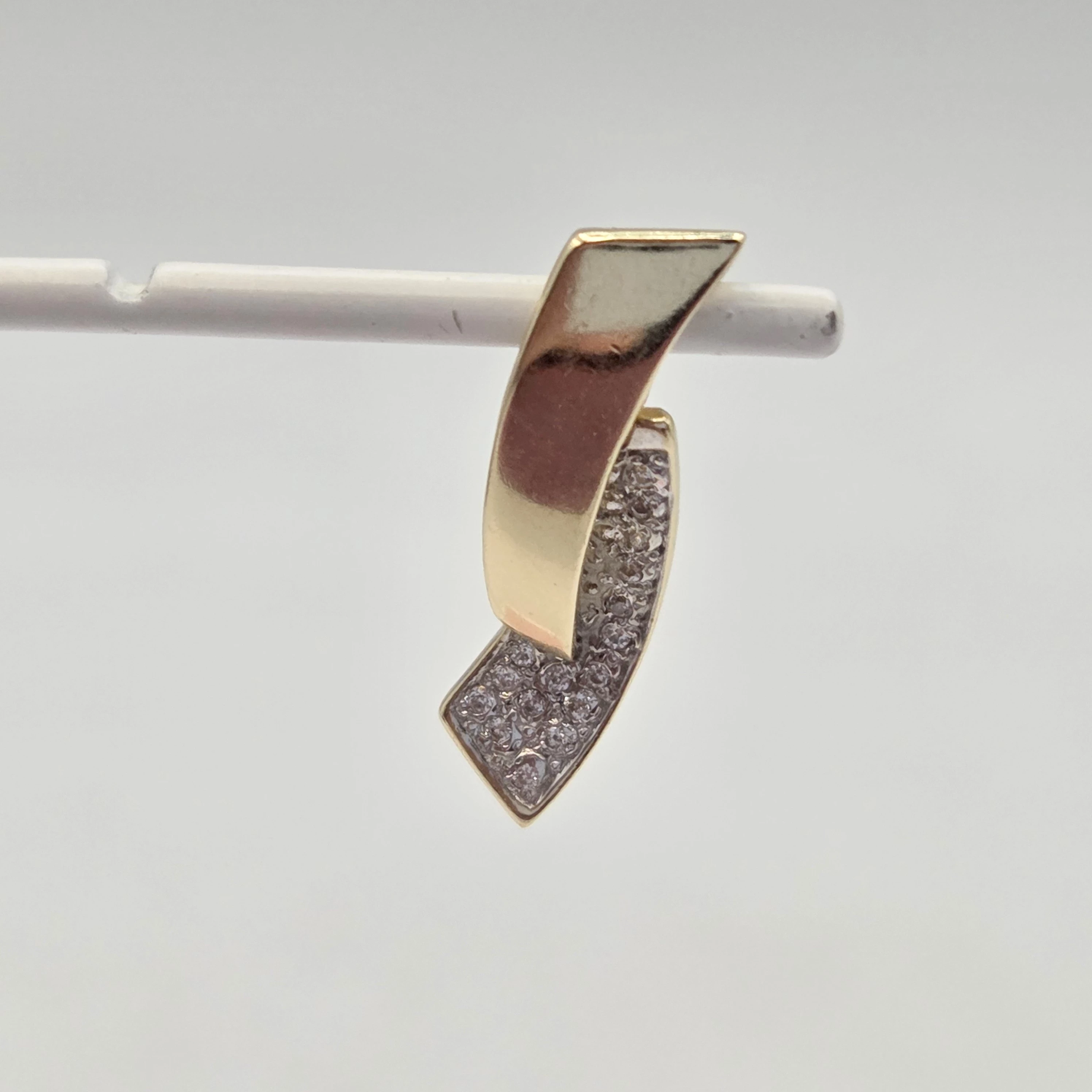 zlota-zawieszka-cyrkonie-333-120g-material-15835-2