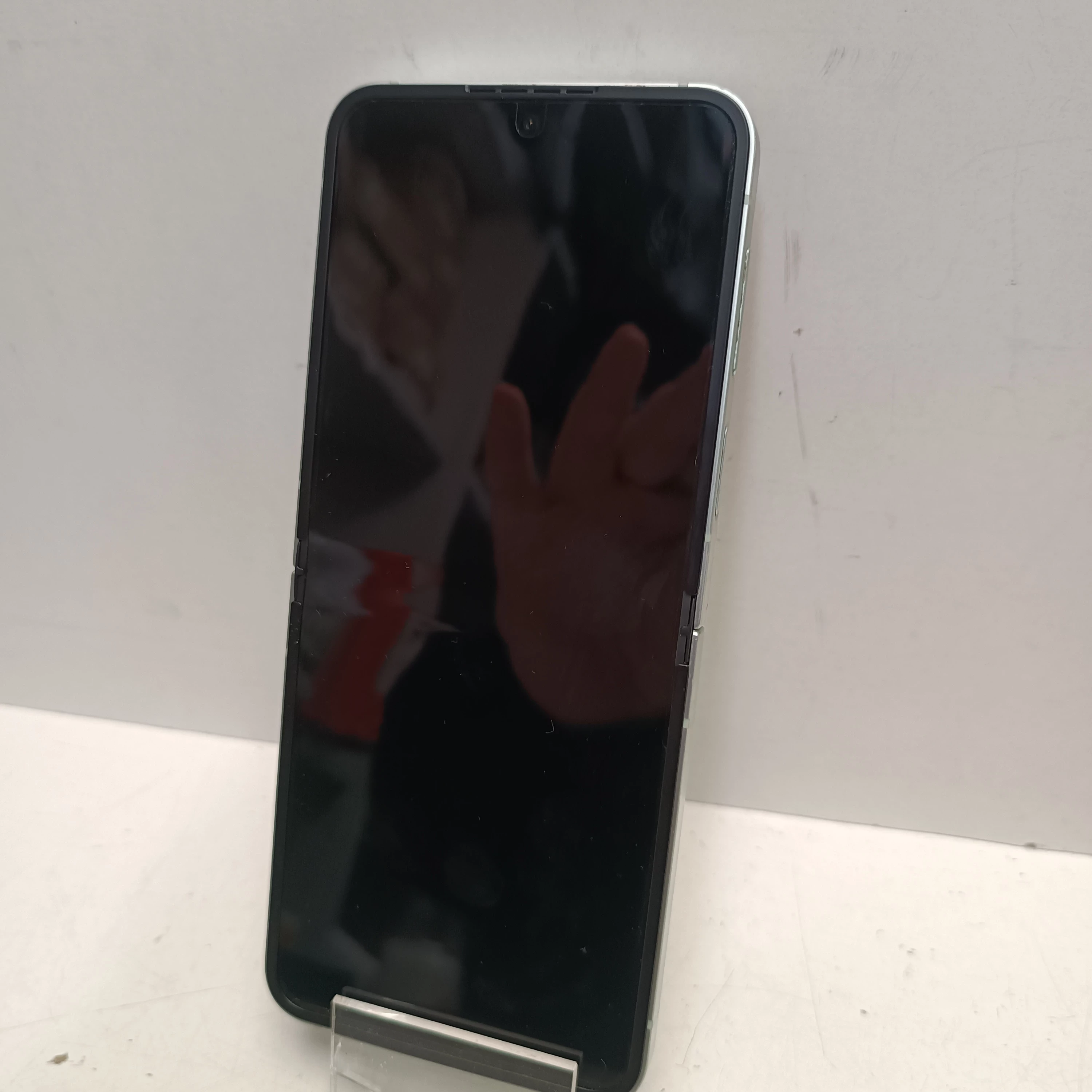 telefon-samsung-galaxy-z-flip-6-12512-gb-stan-11323-2