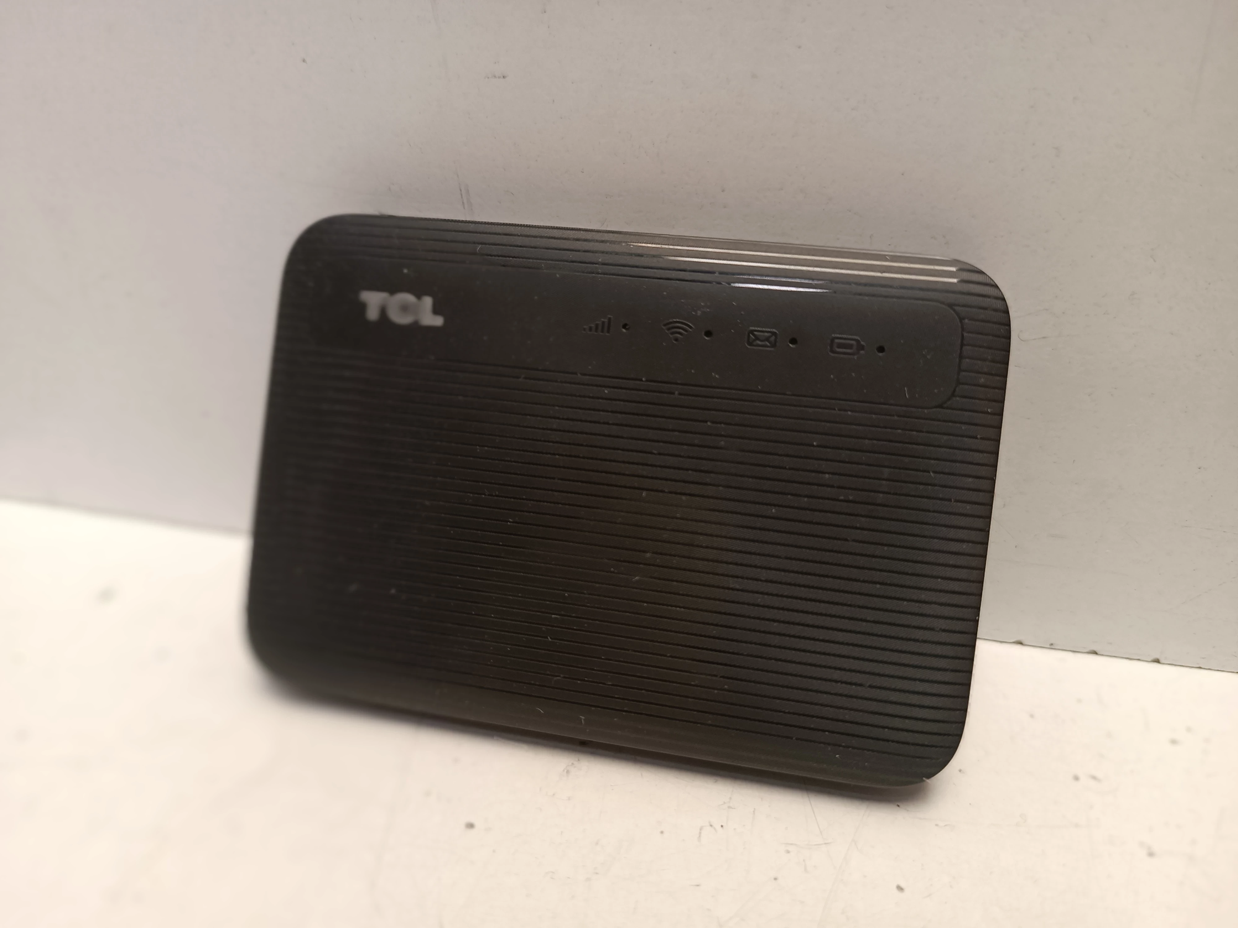 tcl-linkzone-lte-cat6-standard-pracy-bezprzewodowej-4451-8