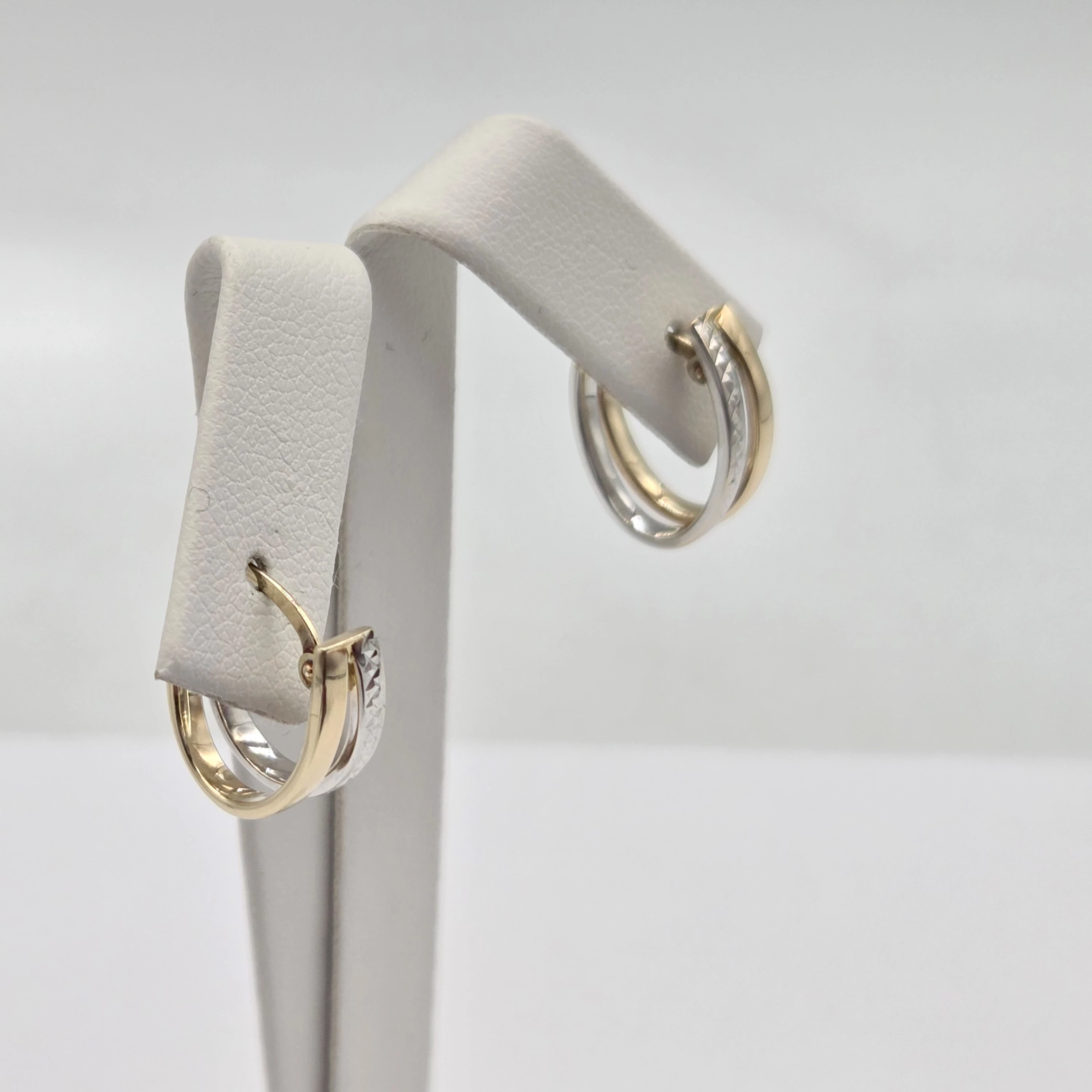 zlote-kolczyki-585-181g-zatrzask-proba-zlota-206646-228242