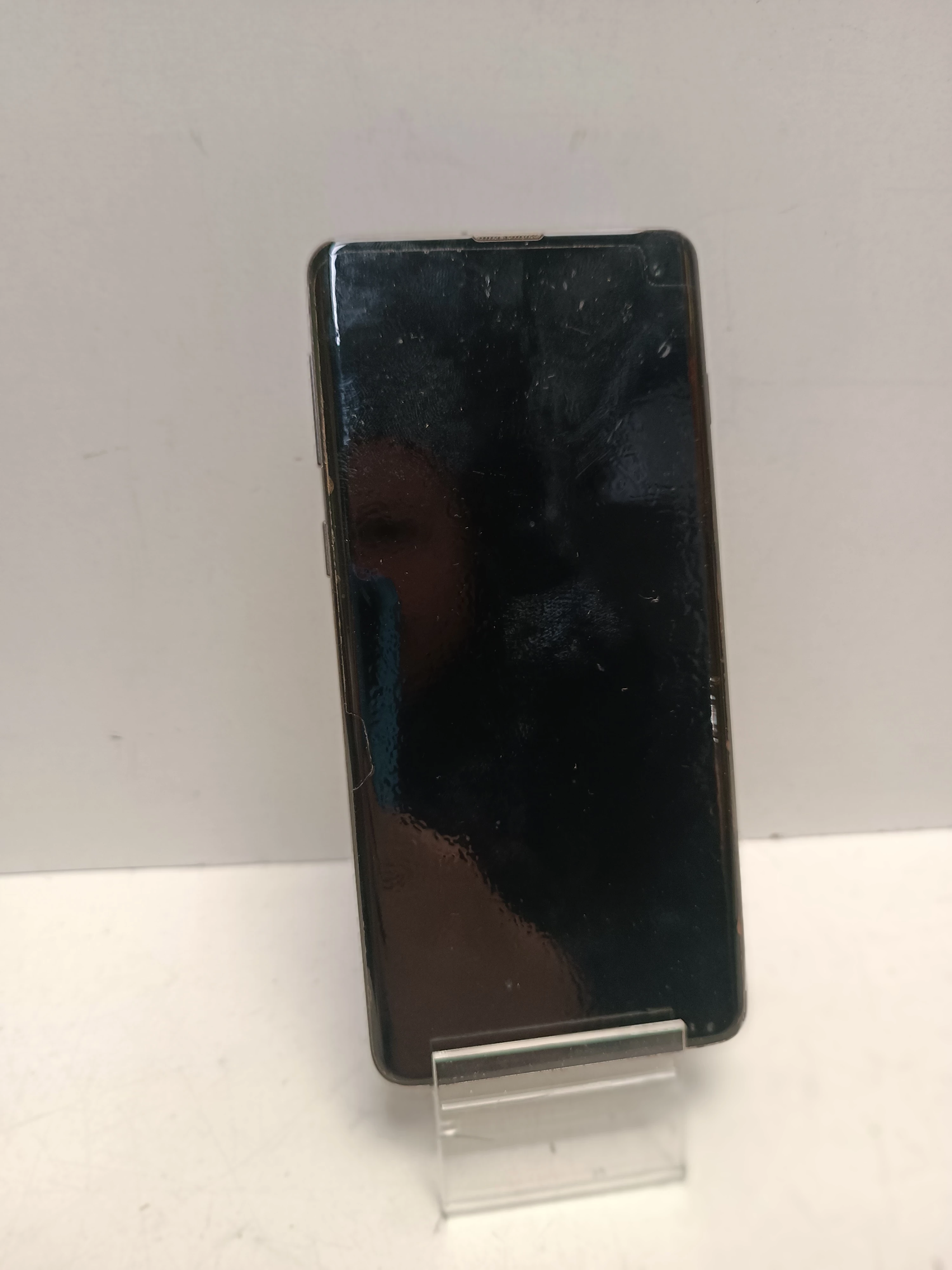 telefon-samsung-galaxy-s10-4128gb-stan-11323-2