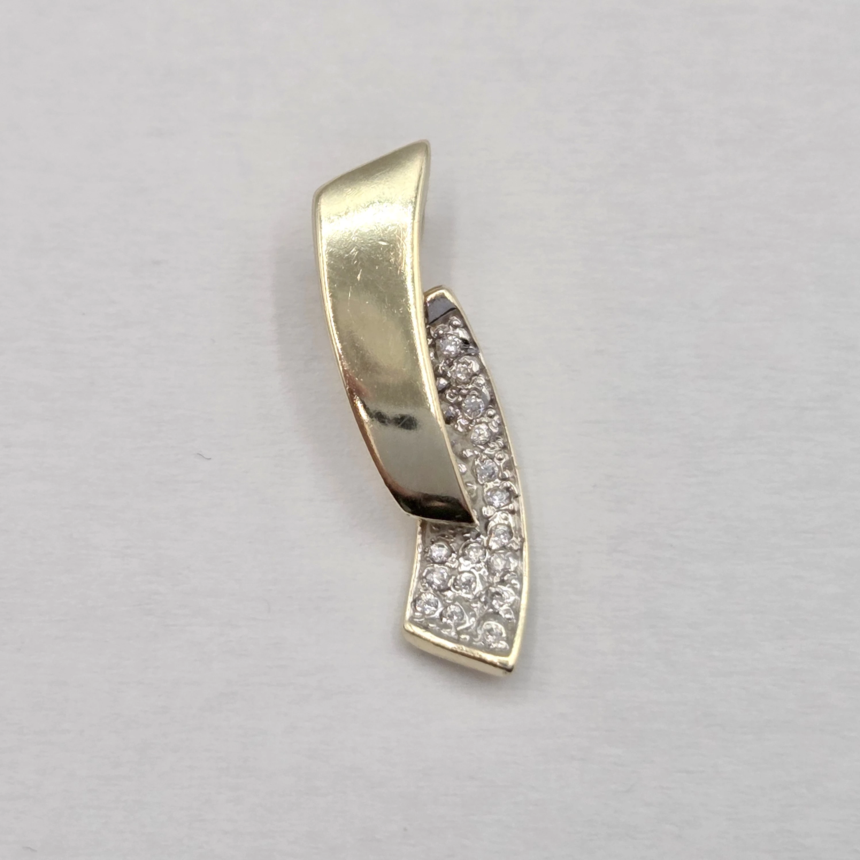 zlota-zawieszka-cyrkonie-333-120g-ean-gtin-023102600503